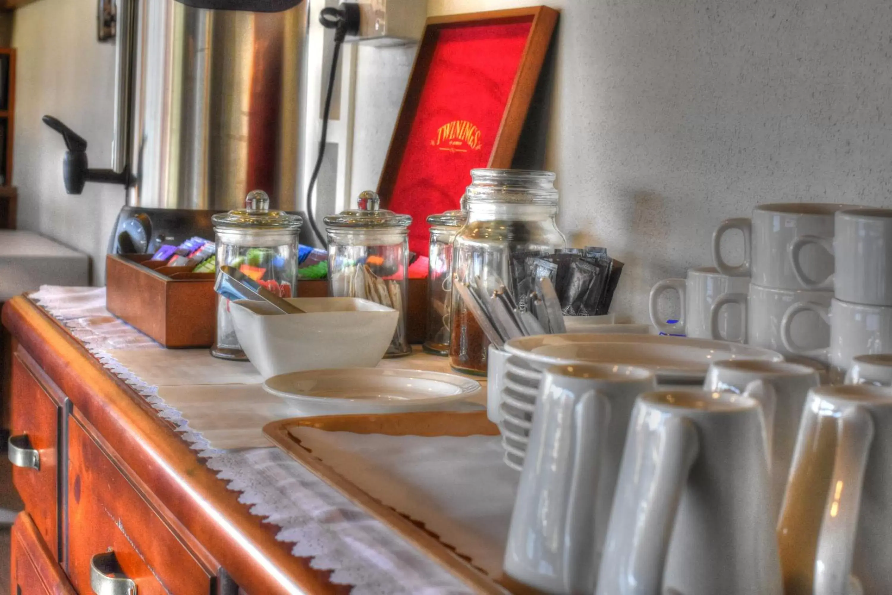 Coffee/tea facilities in Hamilton Lonsdale Motel