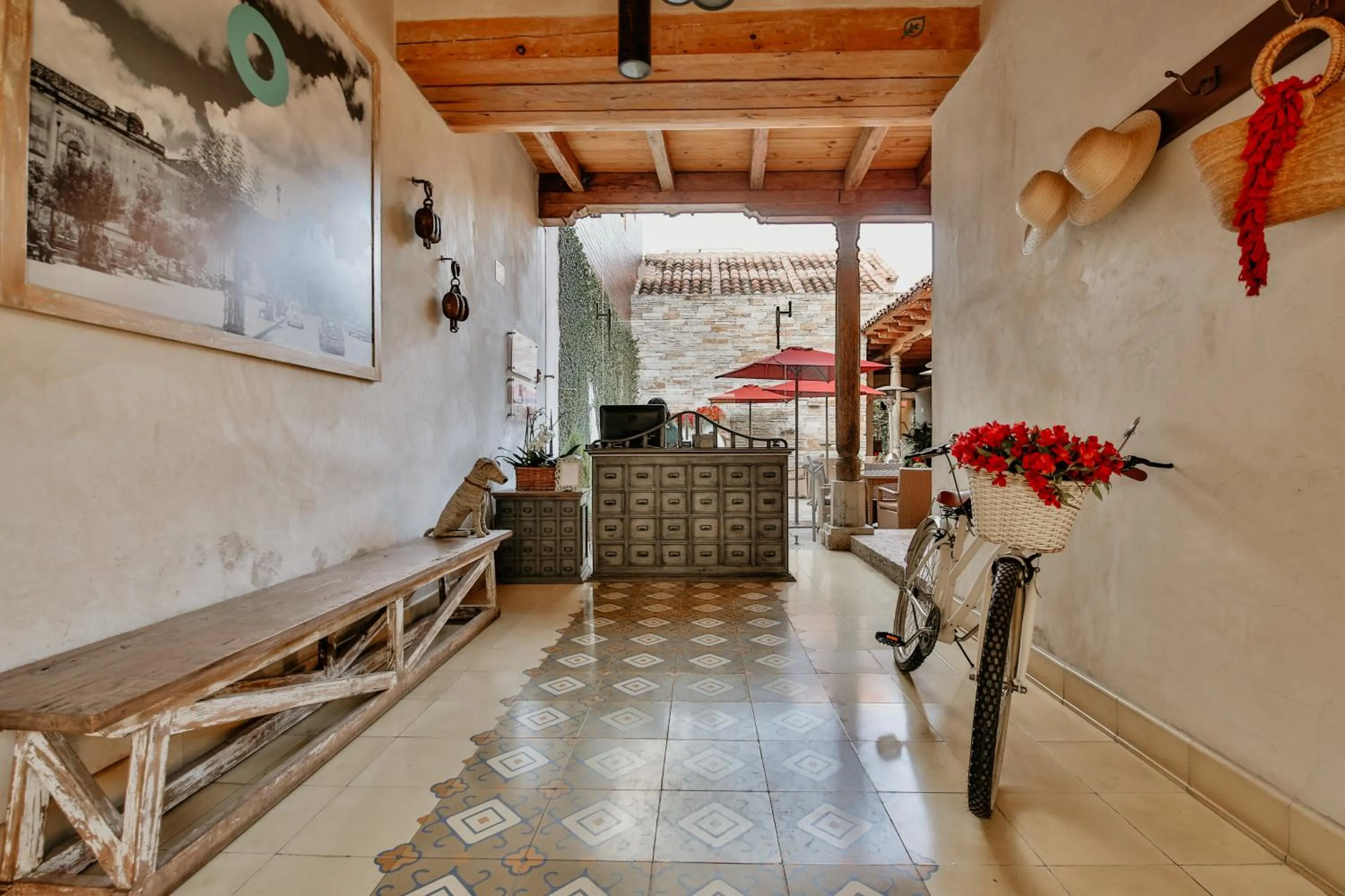 Property building in Casa Lum