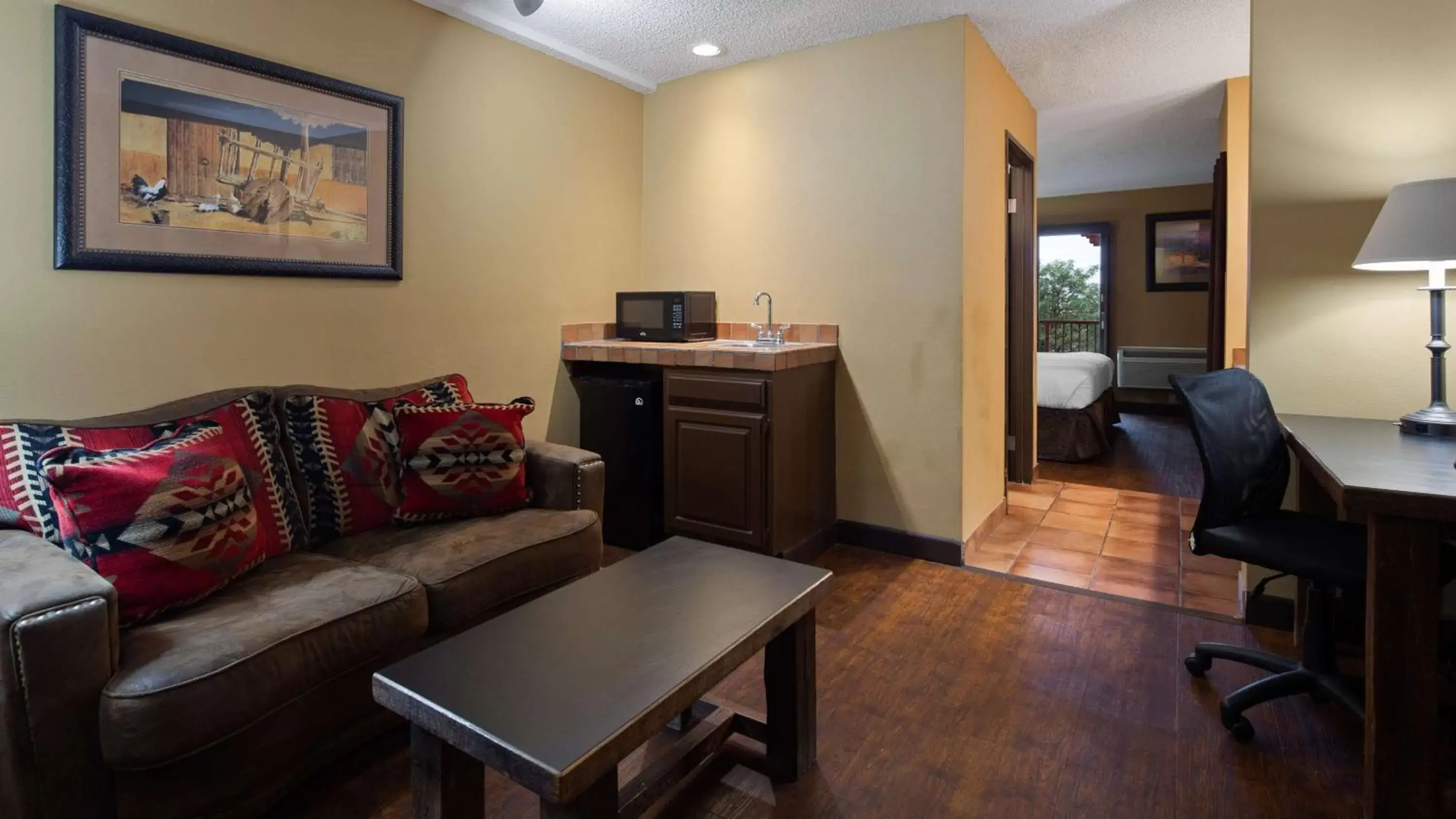 Photo of the whole room, Seating Area in Best Western Plus Inn of Santa Fe