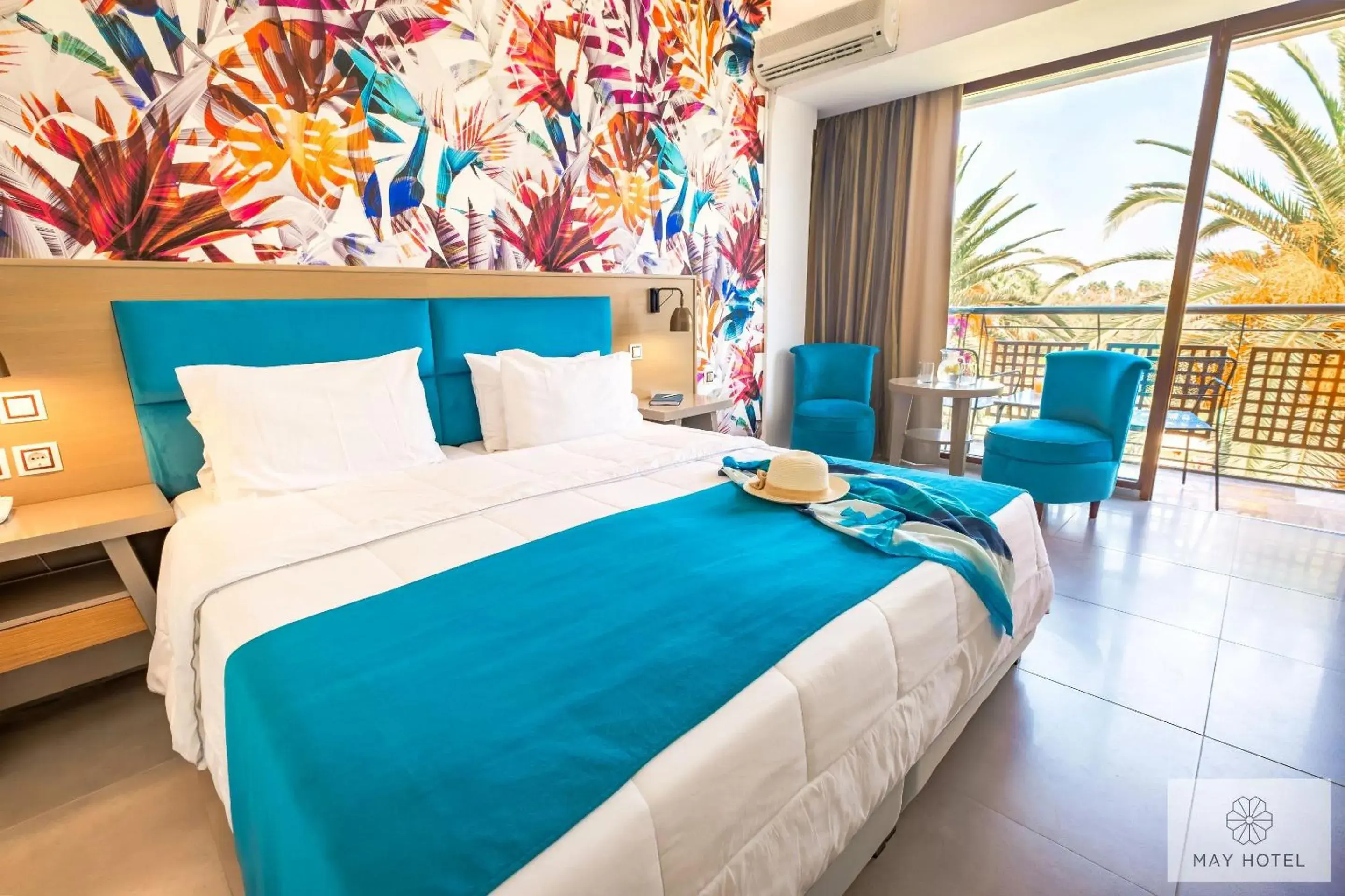 Photo of the whole room, Bed in May Beach Hotel Photo of the whole room, Bed in May Beach Hotel