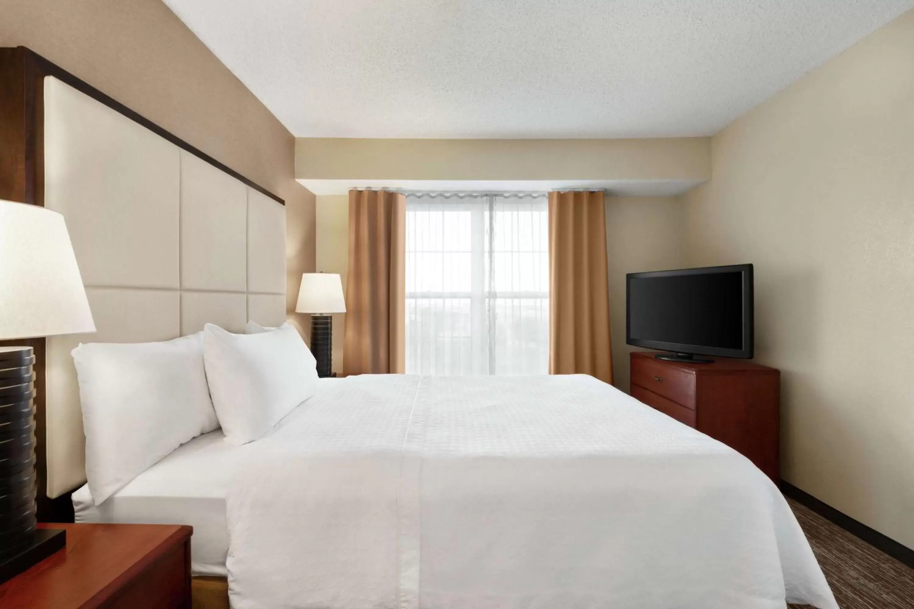 Bedroom in Homewood Suites by Hilton Dallas-DFW Airport N-Grapevine