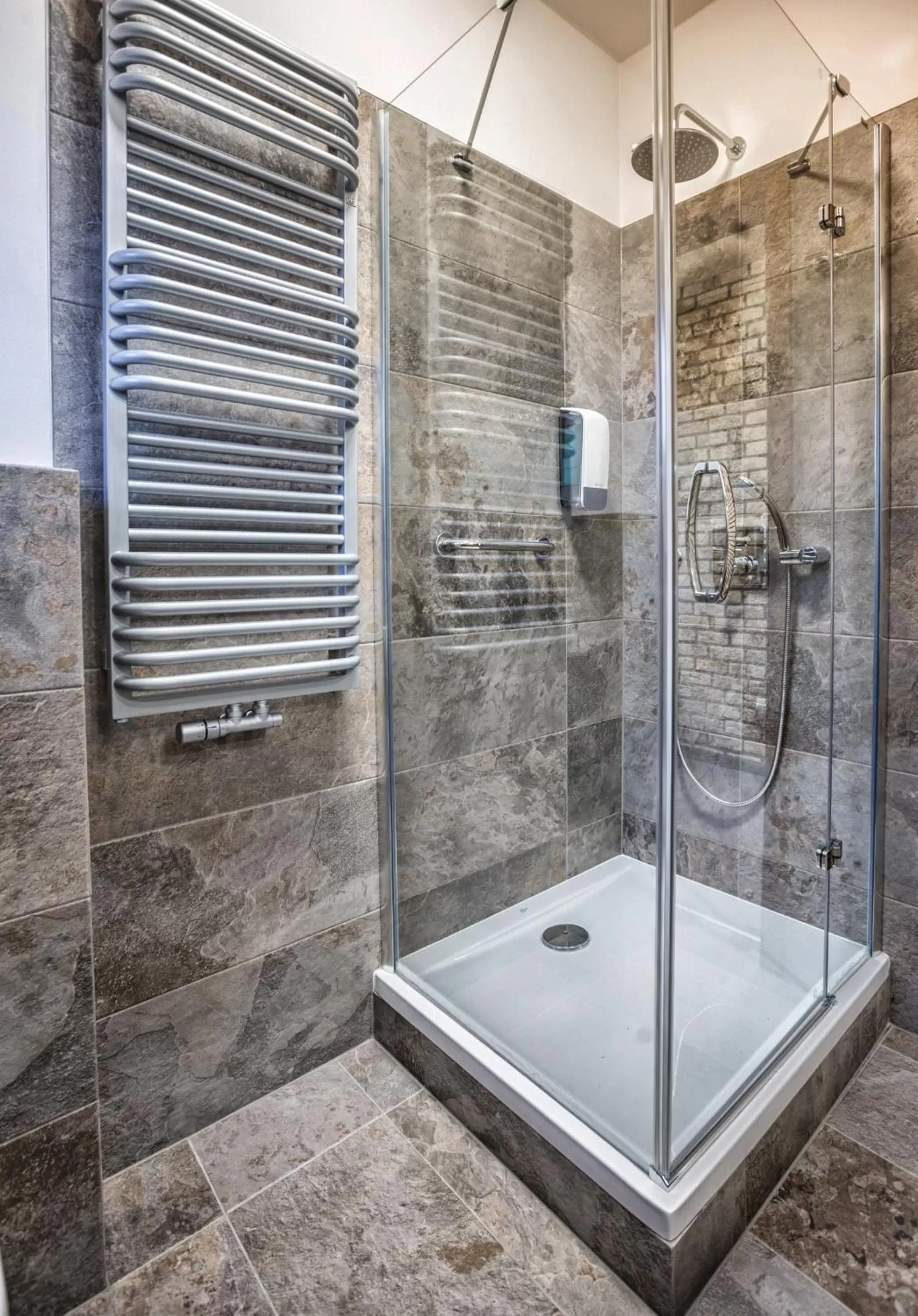 Bathroom in Hotel & Spa **** Kasztel Uniejów