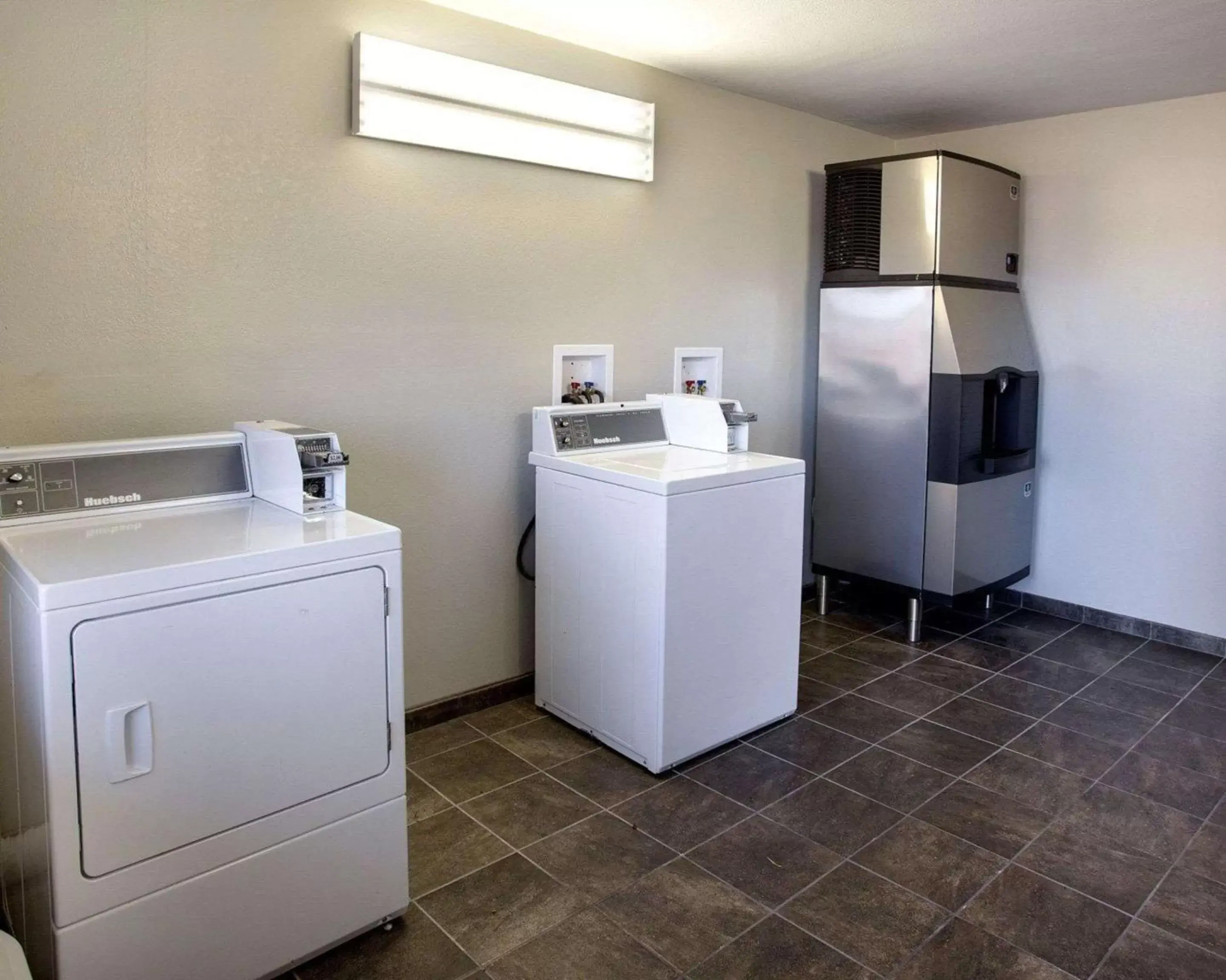 On site, Kitchen/Kitchenette in Quality Inn Hammond