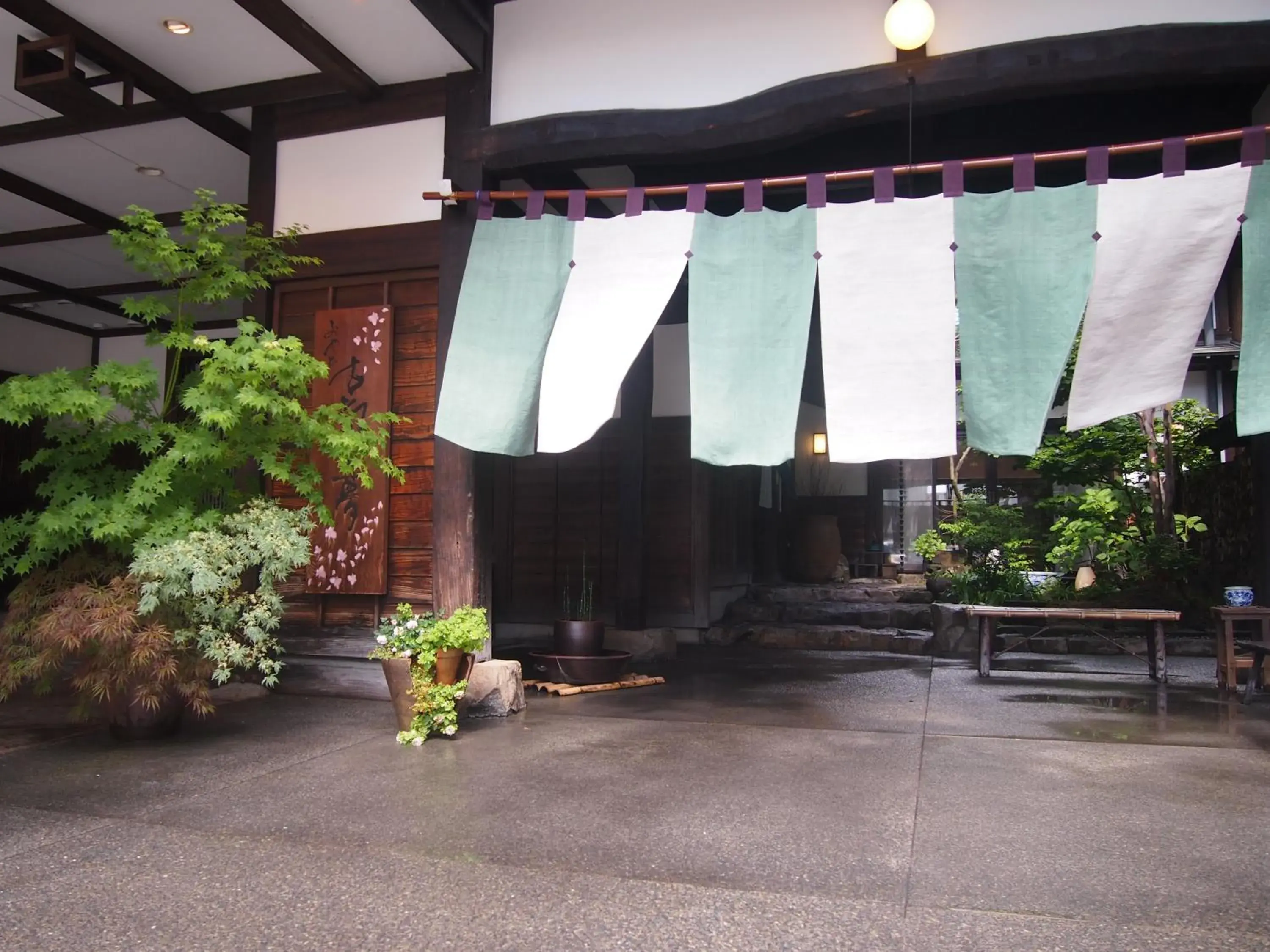 Facade/entrance in Ryokan Oyado Koto No Yume