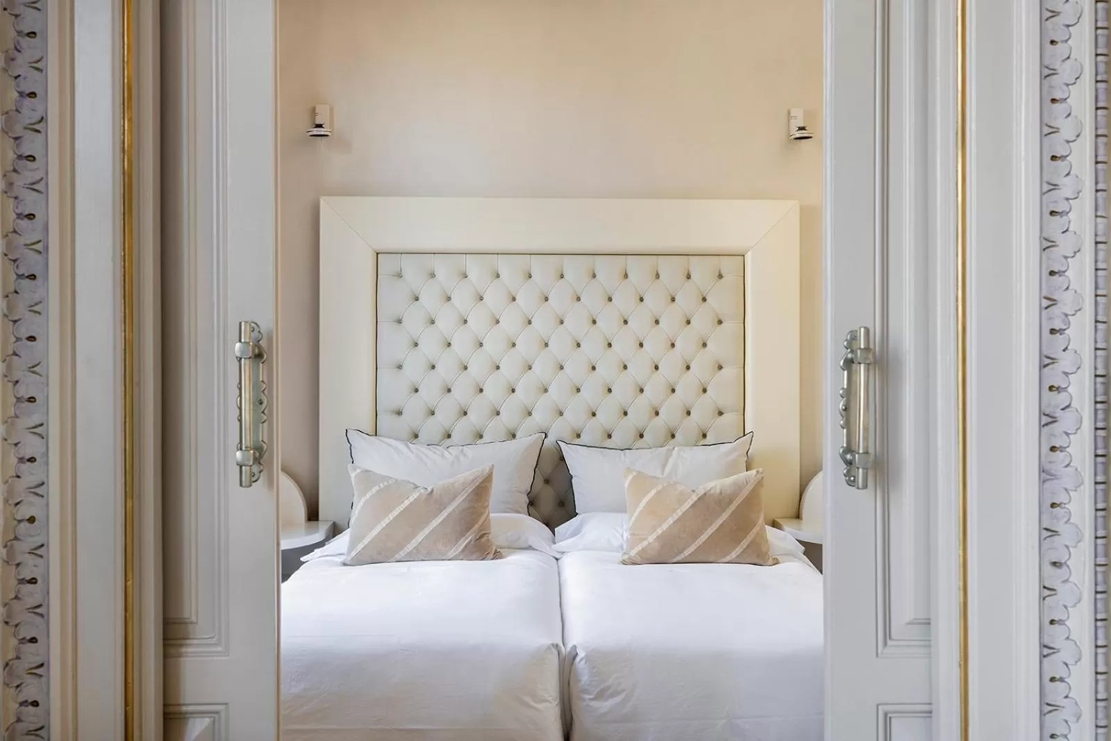 Bed in El Palauet Modernist Suites Barcelona