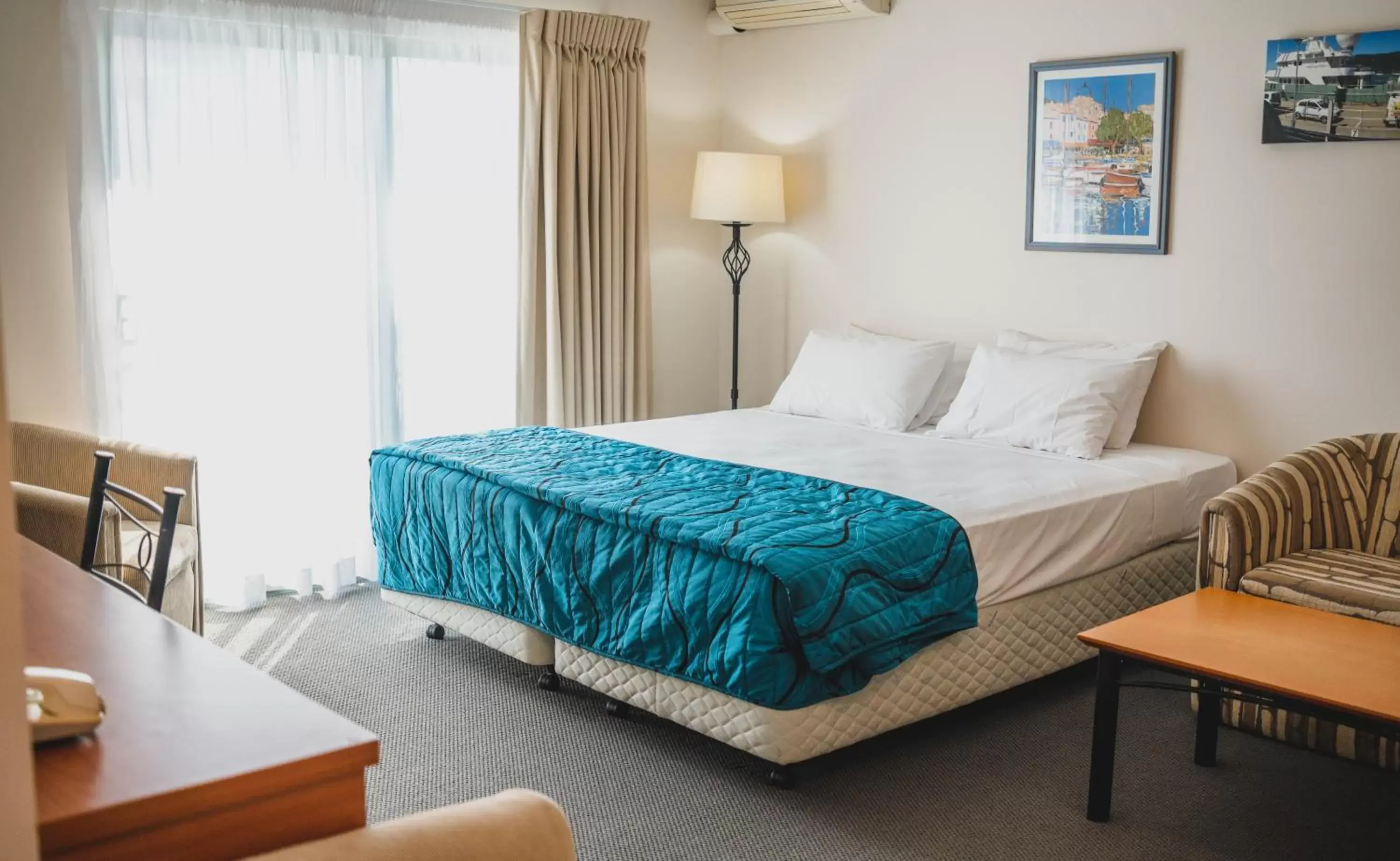 Living room in Heritage Cairns Hotel