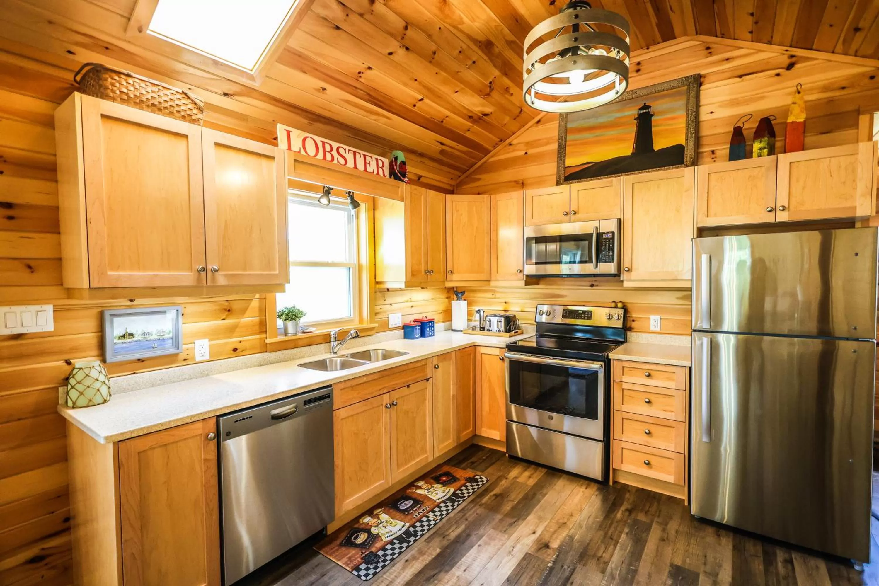 The Kitch'inn - Boutique Inn and Wine Bar