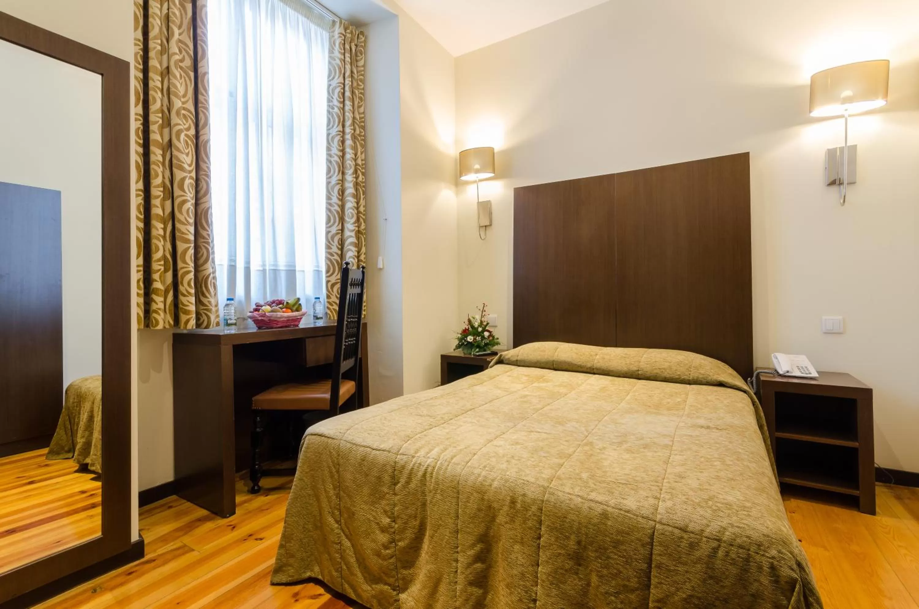 Photo of the whole room, Bed in Hotel Duas Nações