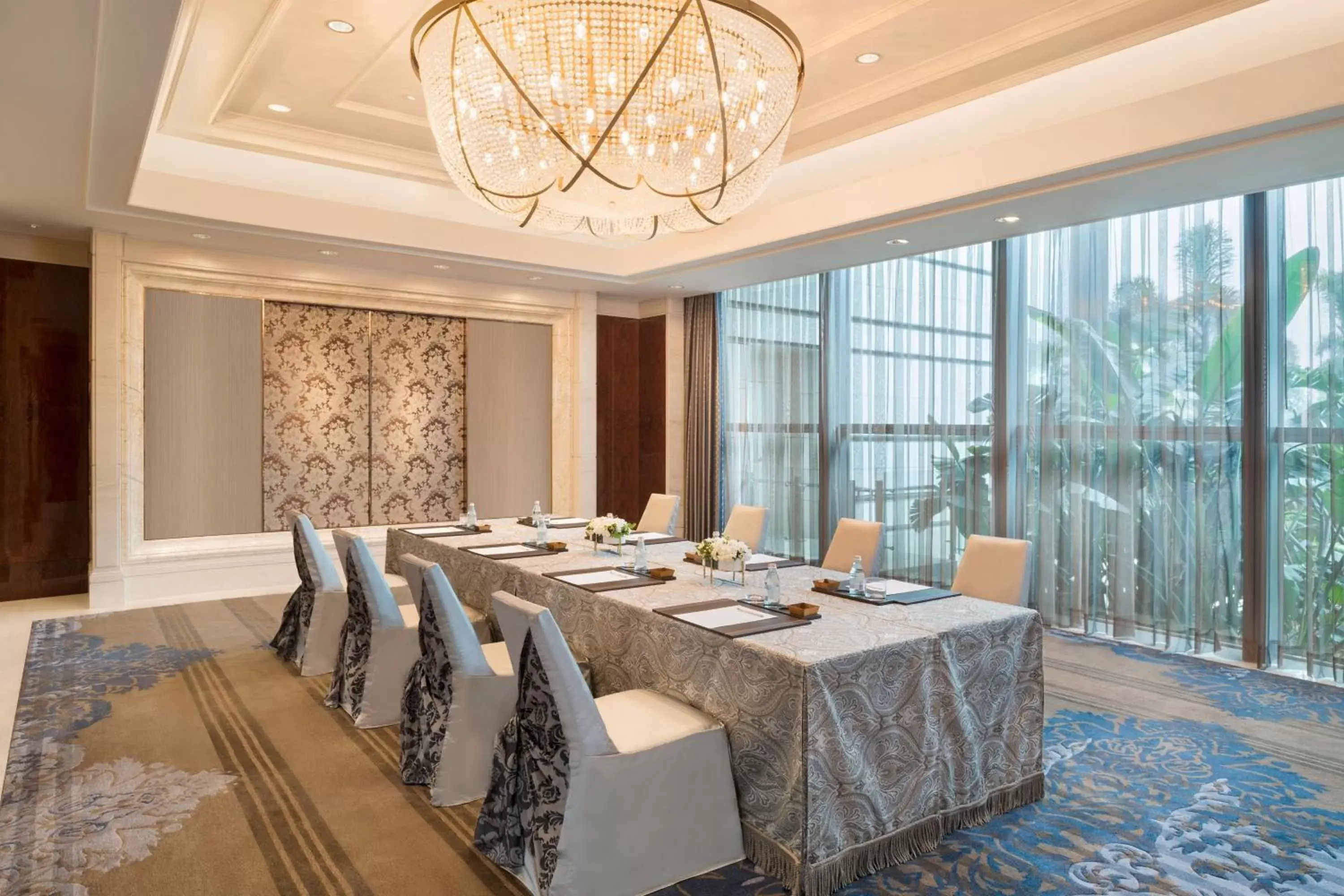 Meeting/conference room in The St. Regis Zhuhai