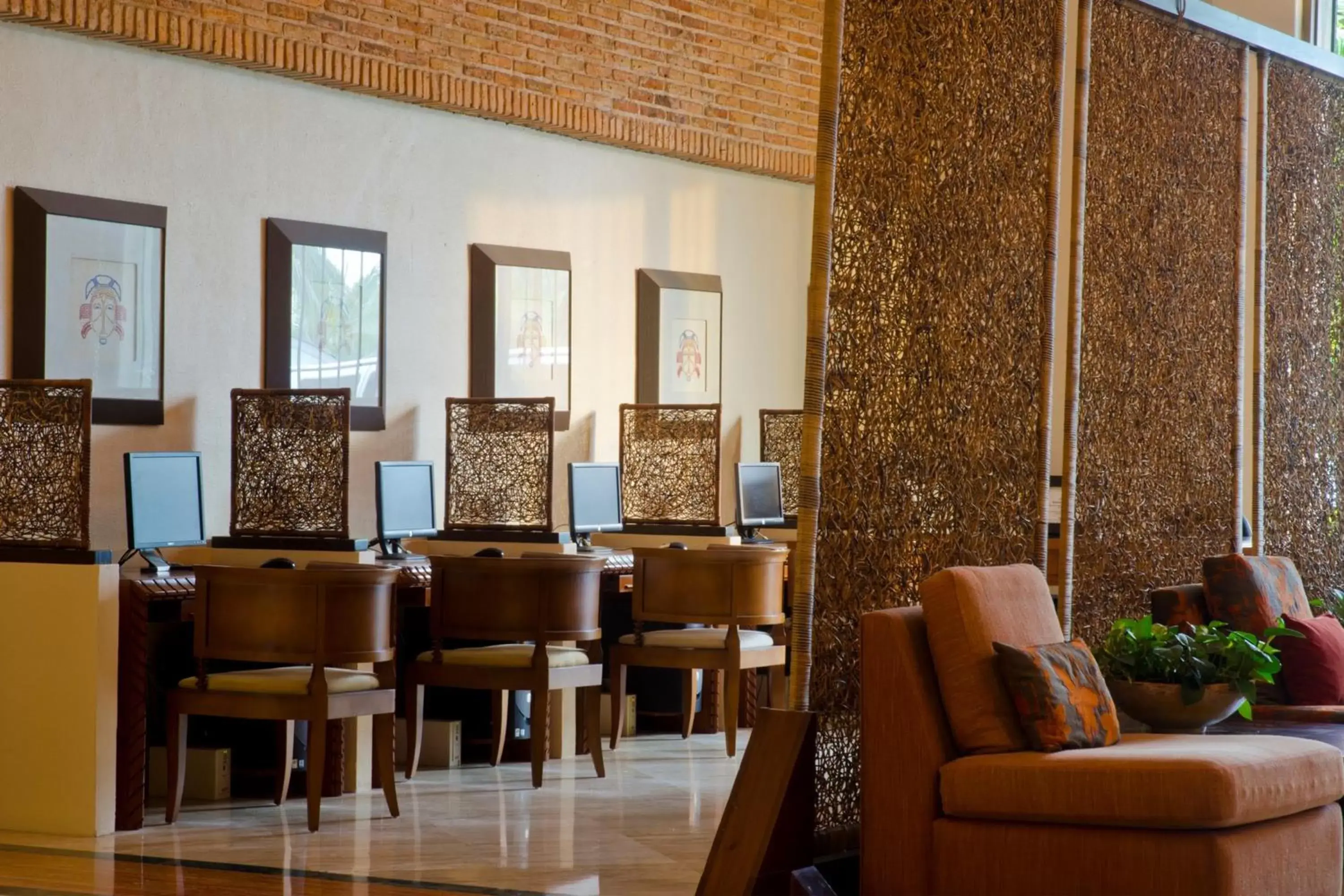 Lounge or bar in Velas Vallarta Suite Resort All-Inclusive