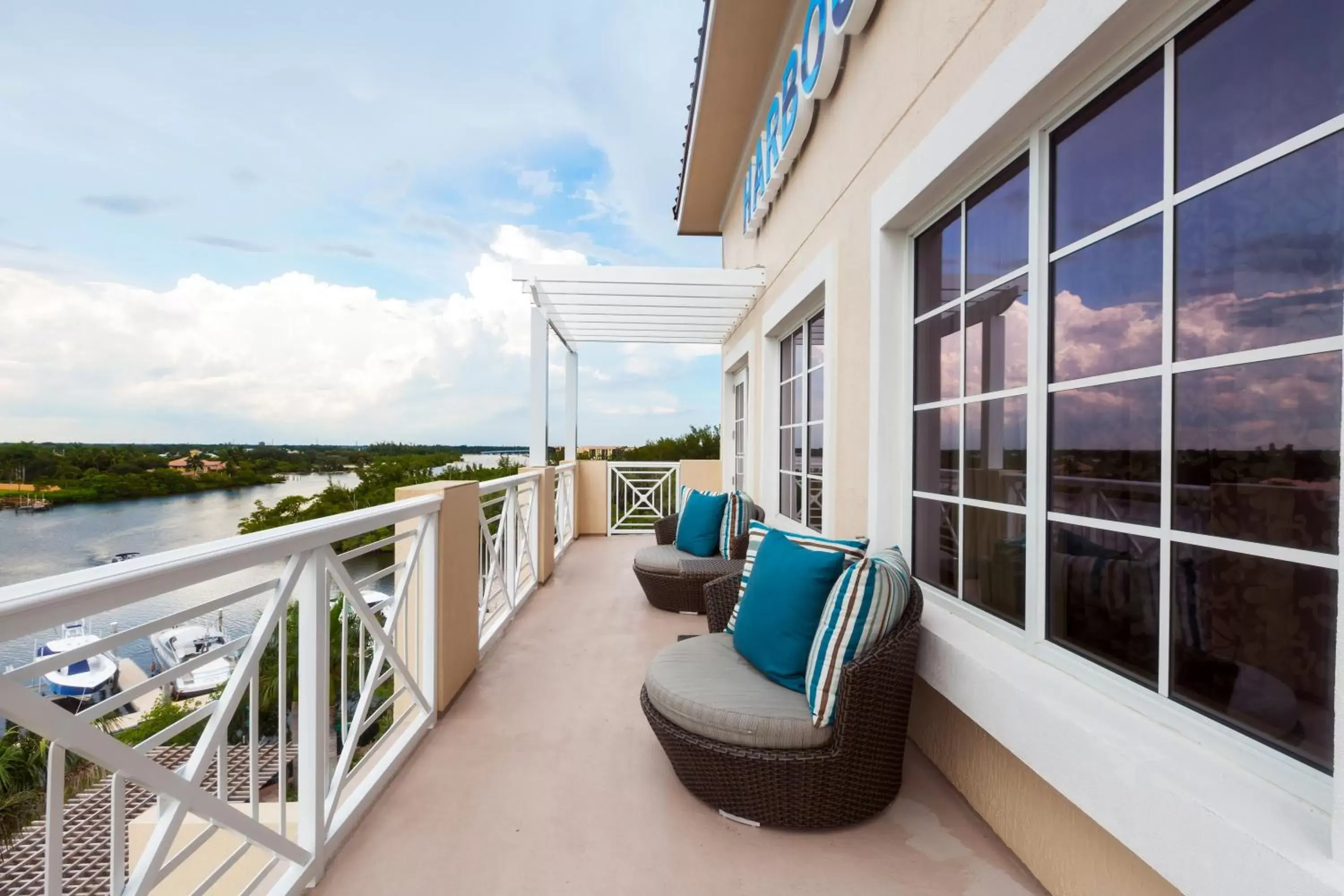 Balcony/Terrace in Wyndham Grand Jupiter at Harbourside Place