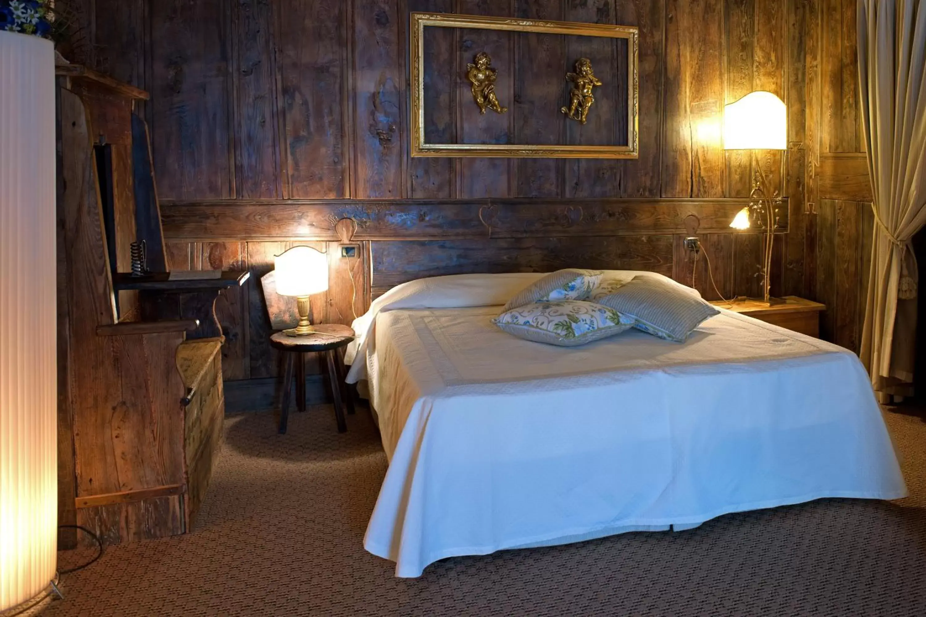 Bedroom, Bed in Hotel Chalet La Meridiana