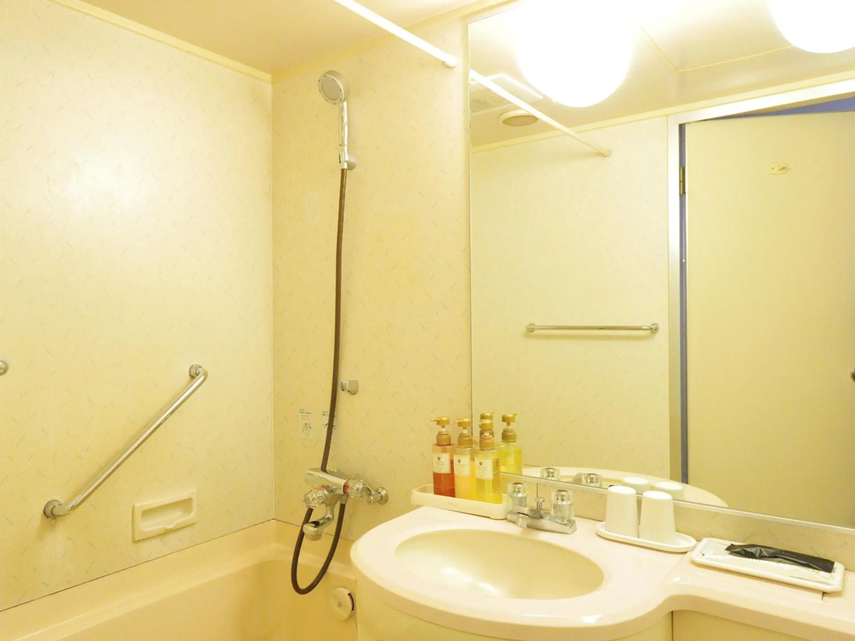 Bathroom in Court Hotel Fukuoka Tenjin