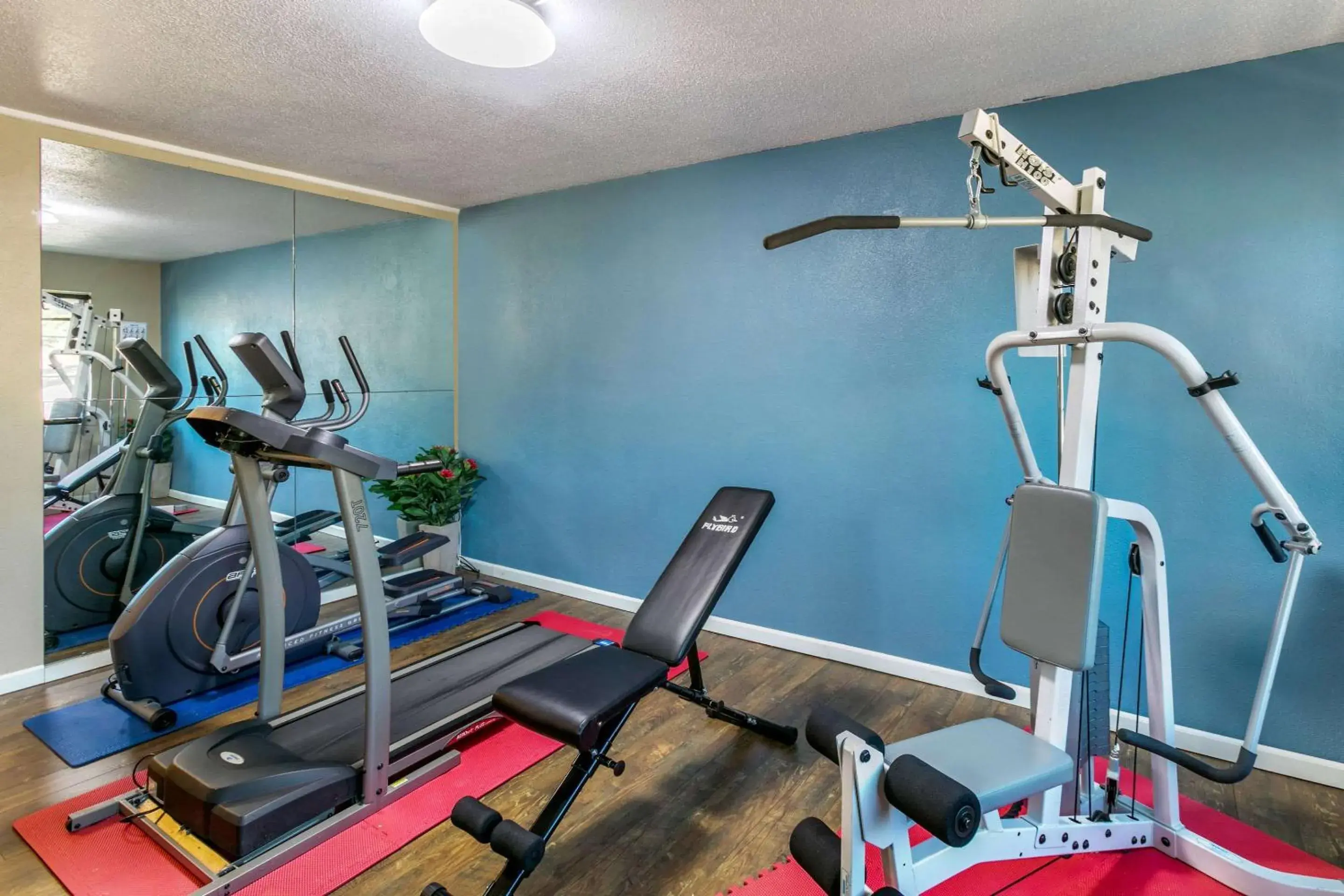 Fitness centre/facilities in Quality Inn Rawlins I-80 Fitness centre/facilities in Quality Inn Rawlins I-80