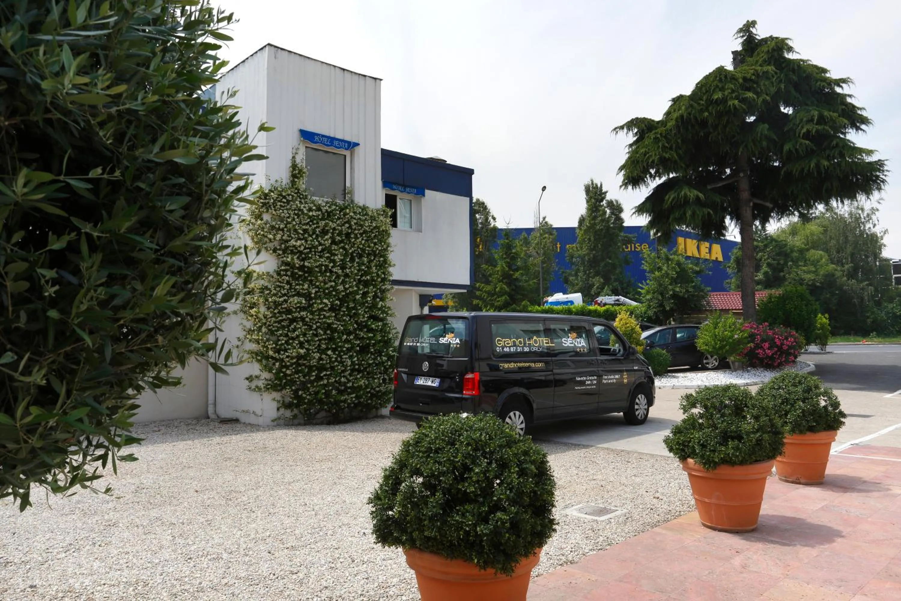 Grand Hotel Sénia - Paris Orly Airport