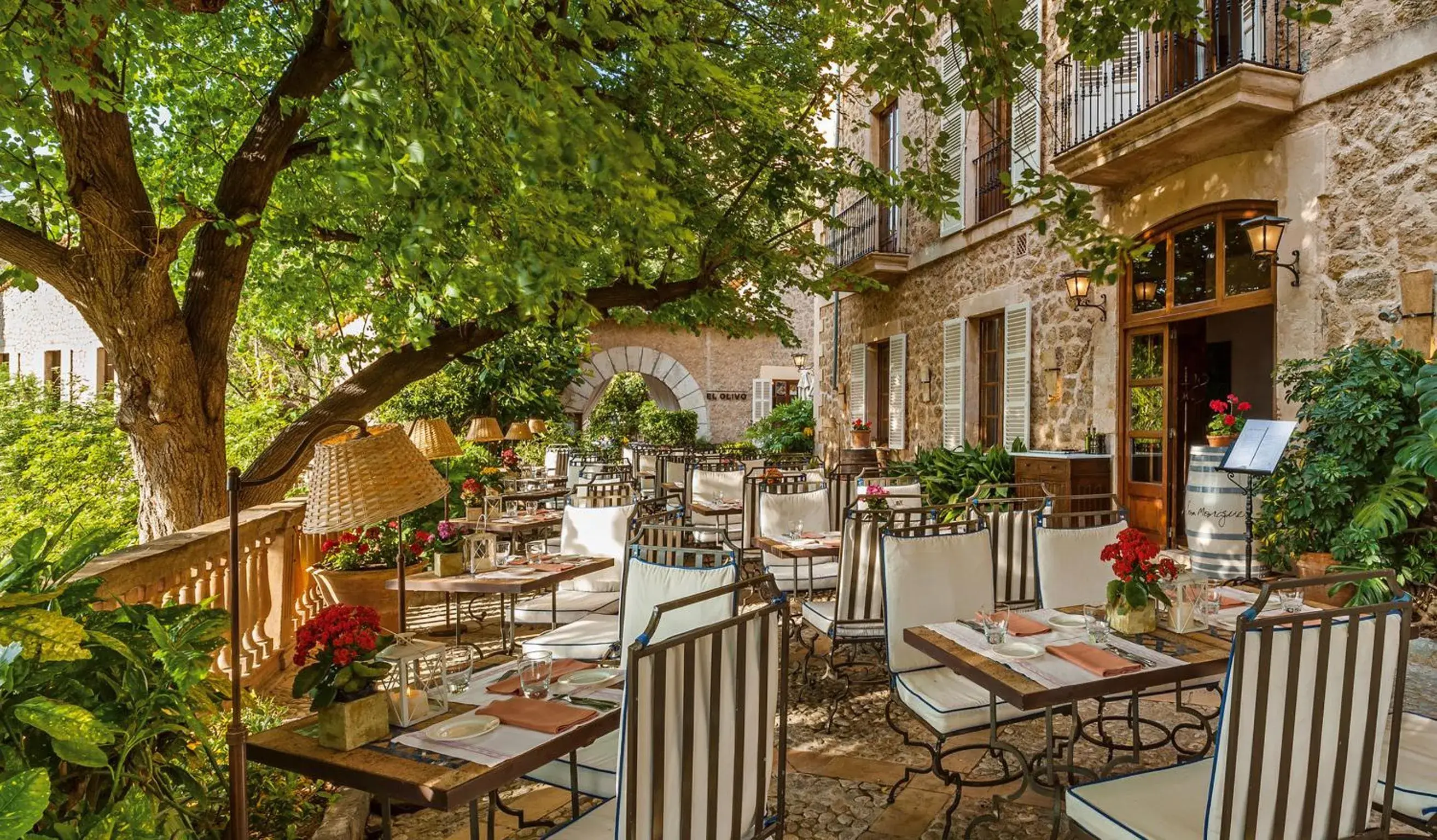 Restaurant/Places to Eat in La Residencia, A Belmond Hotel, Mallorca