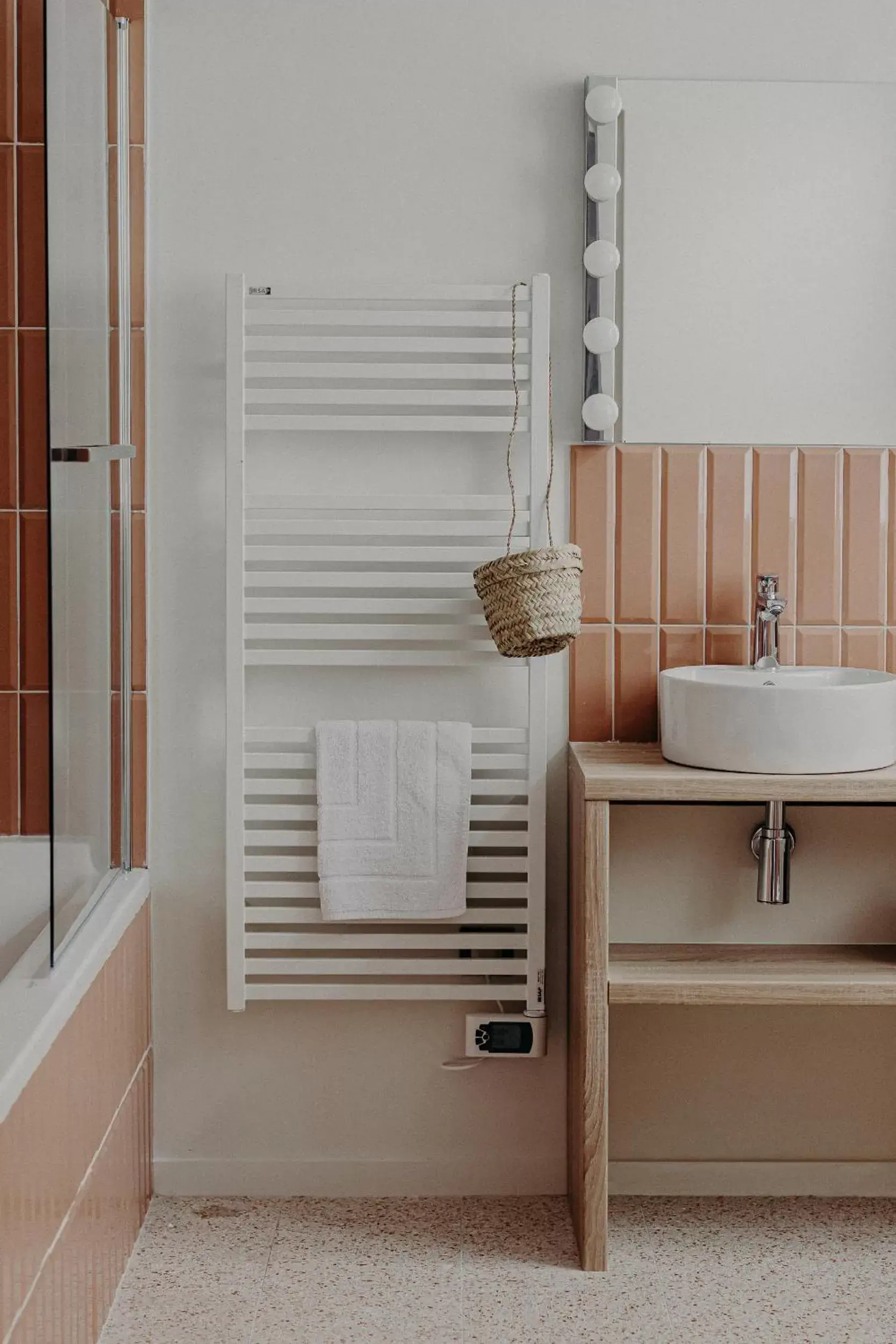 Shower, Bathroom in Hôtel PALMITO