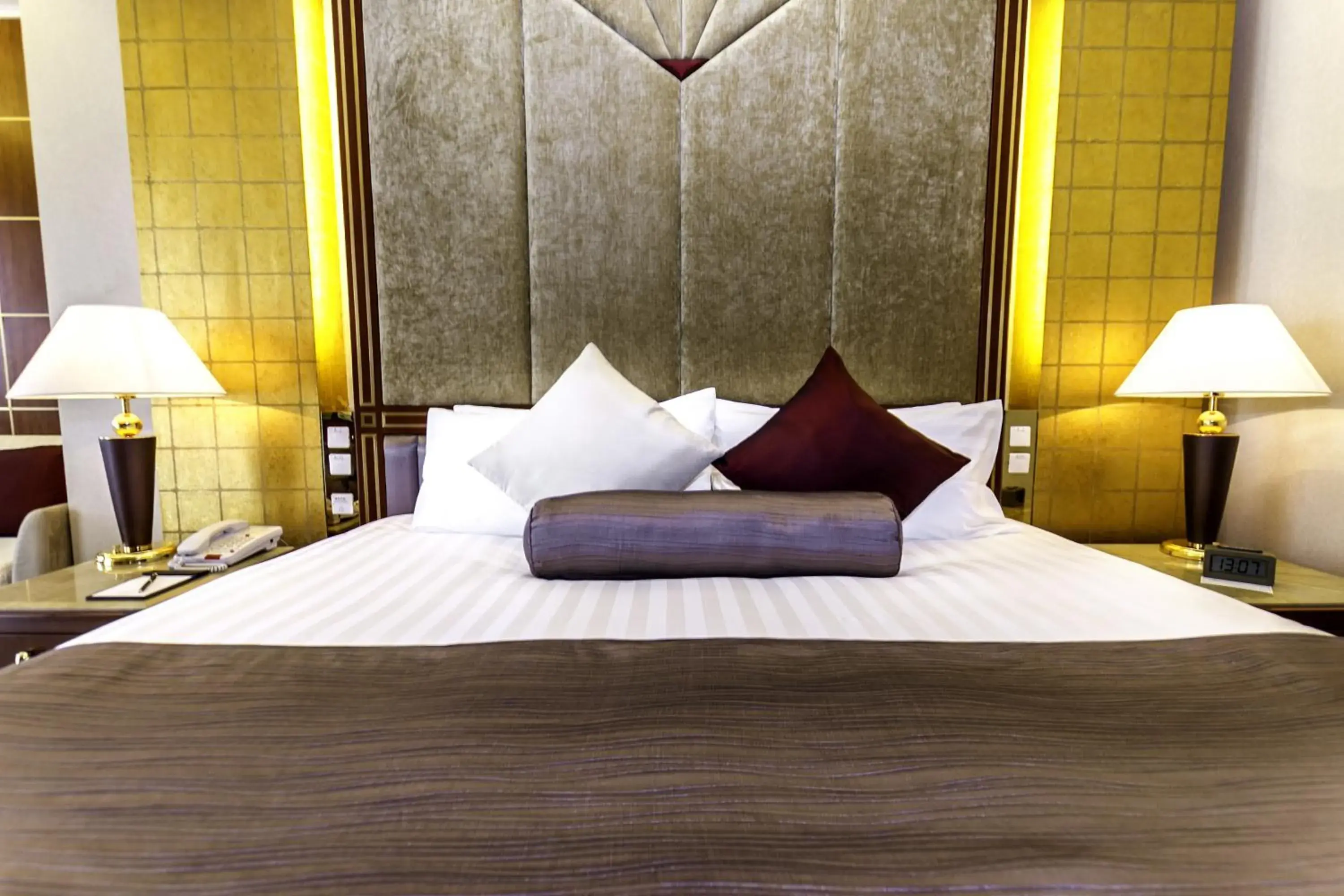 Bedroom, Bed in Xijiao State Guest Hotel