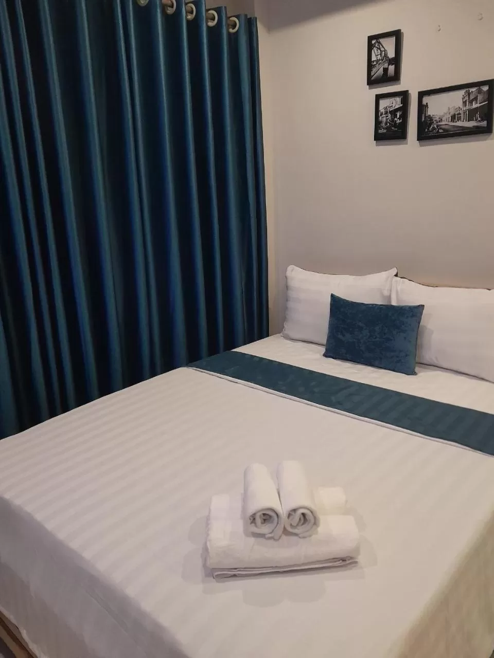 Bed in Hanoi Holiday Hotel