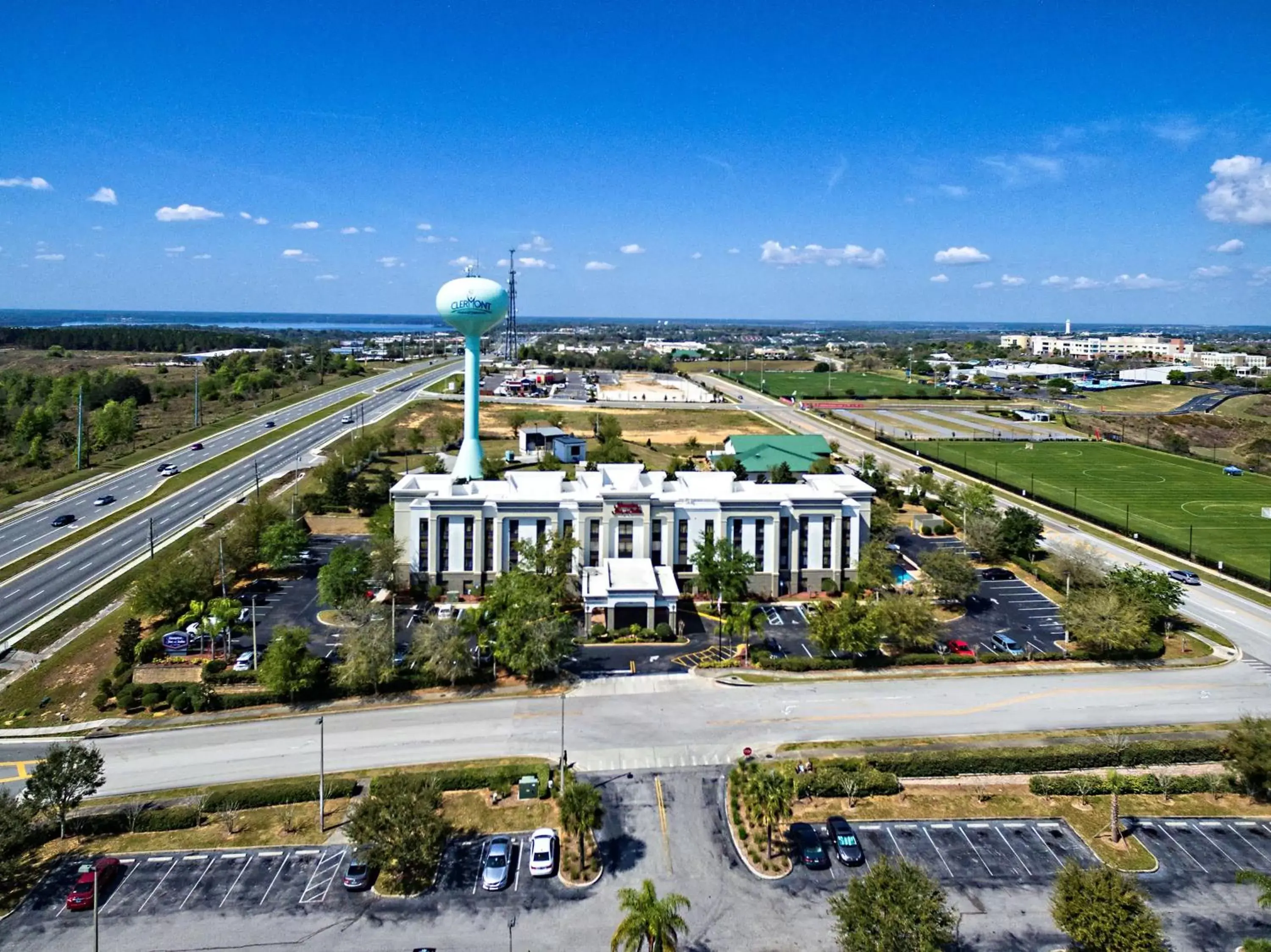 Property building, Bird's-eye View in Hampton Inn & Suites Clermont