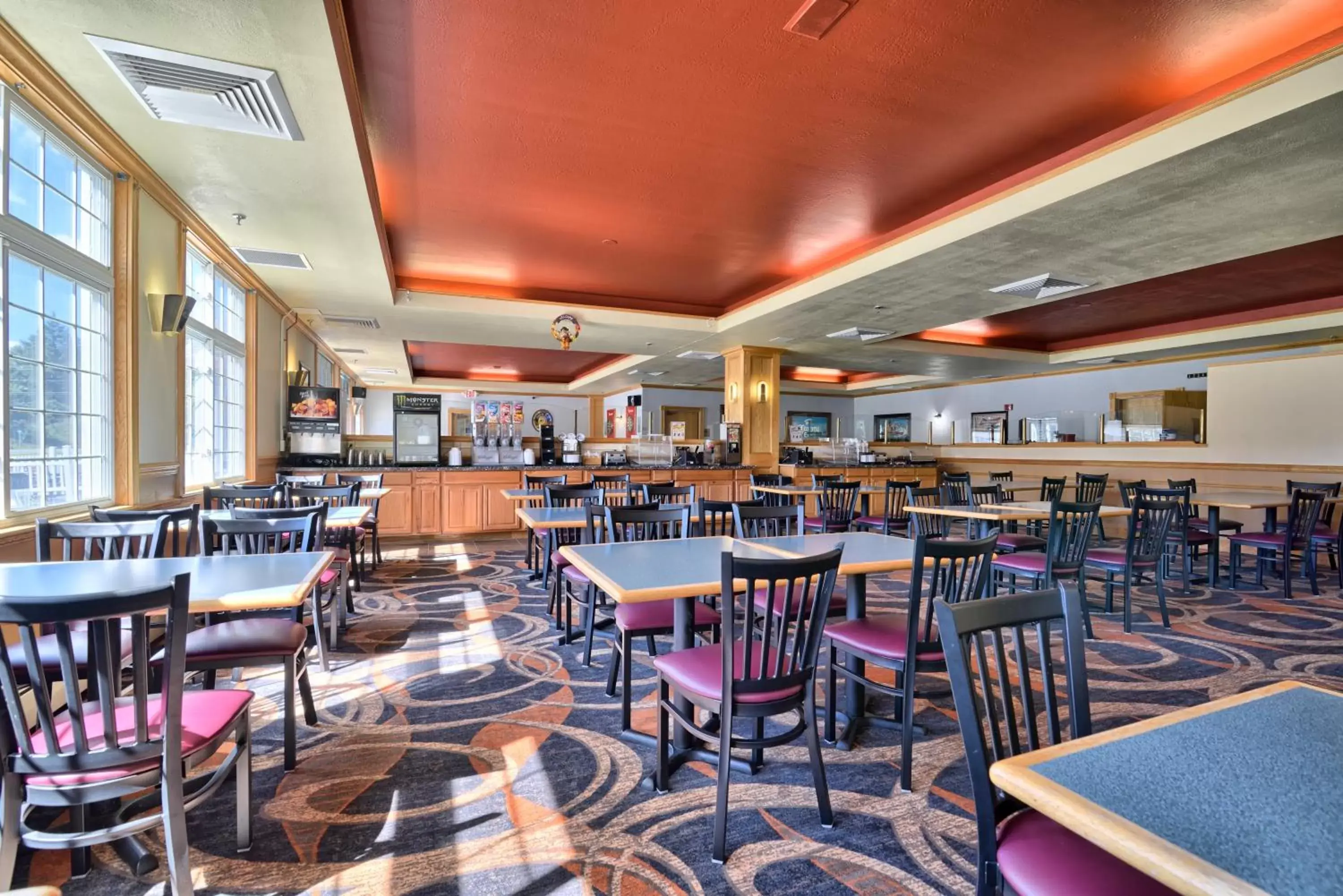 Dining area, Restaurant/Places to Eat in Cabot Inn & Suites