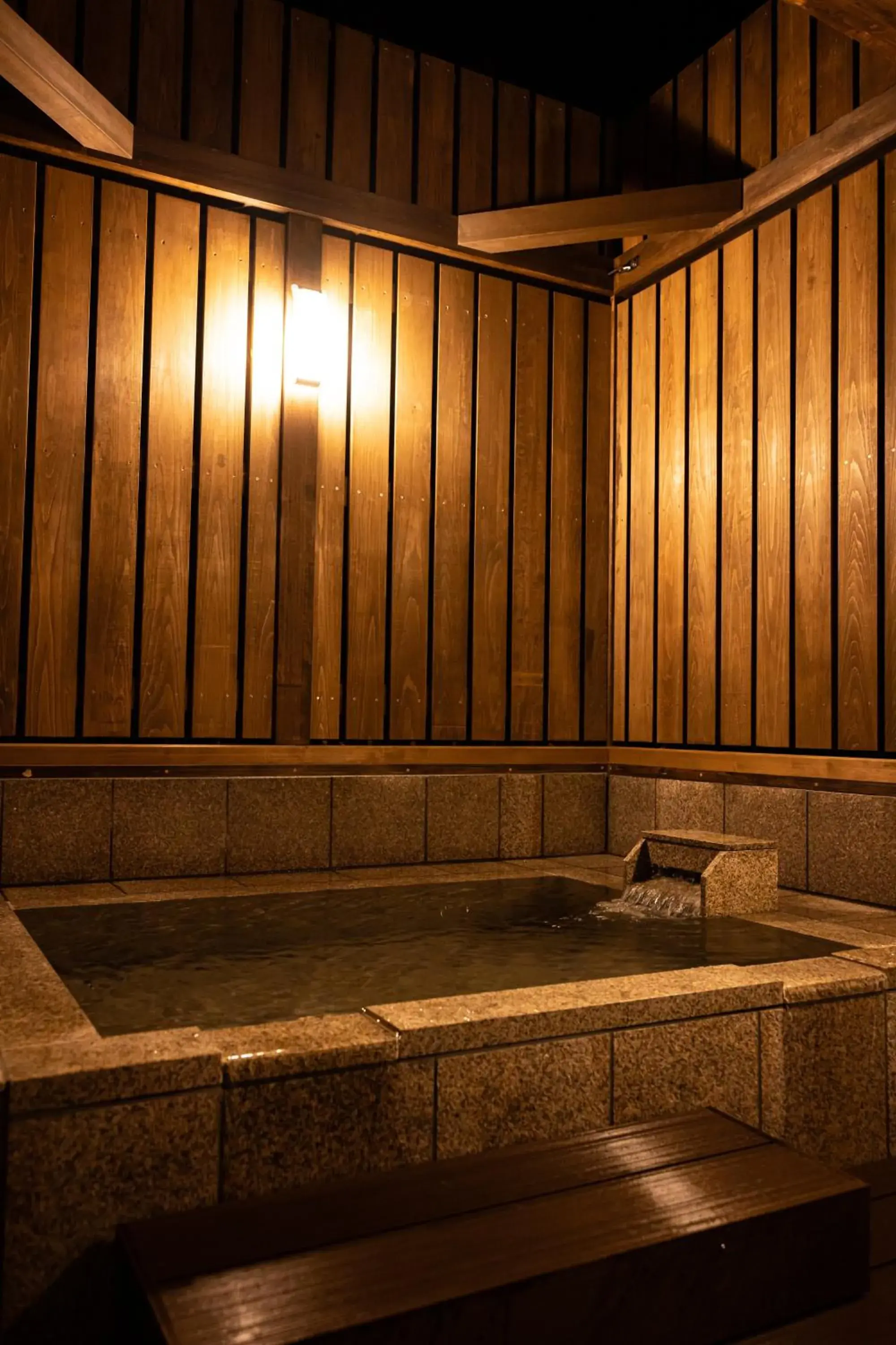 Open Air Bath in Hakoneyumoto Onsen Yaeikan