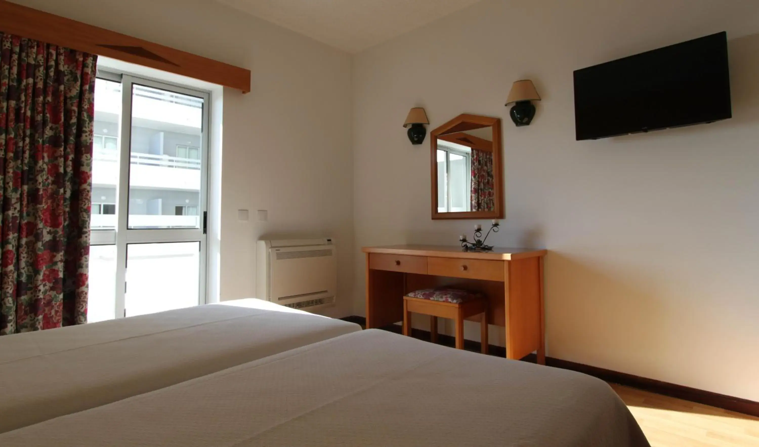 Bedroom, Bed in Hotel Luar Bedroom, Bed in Hotel Luar