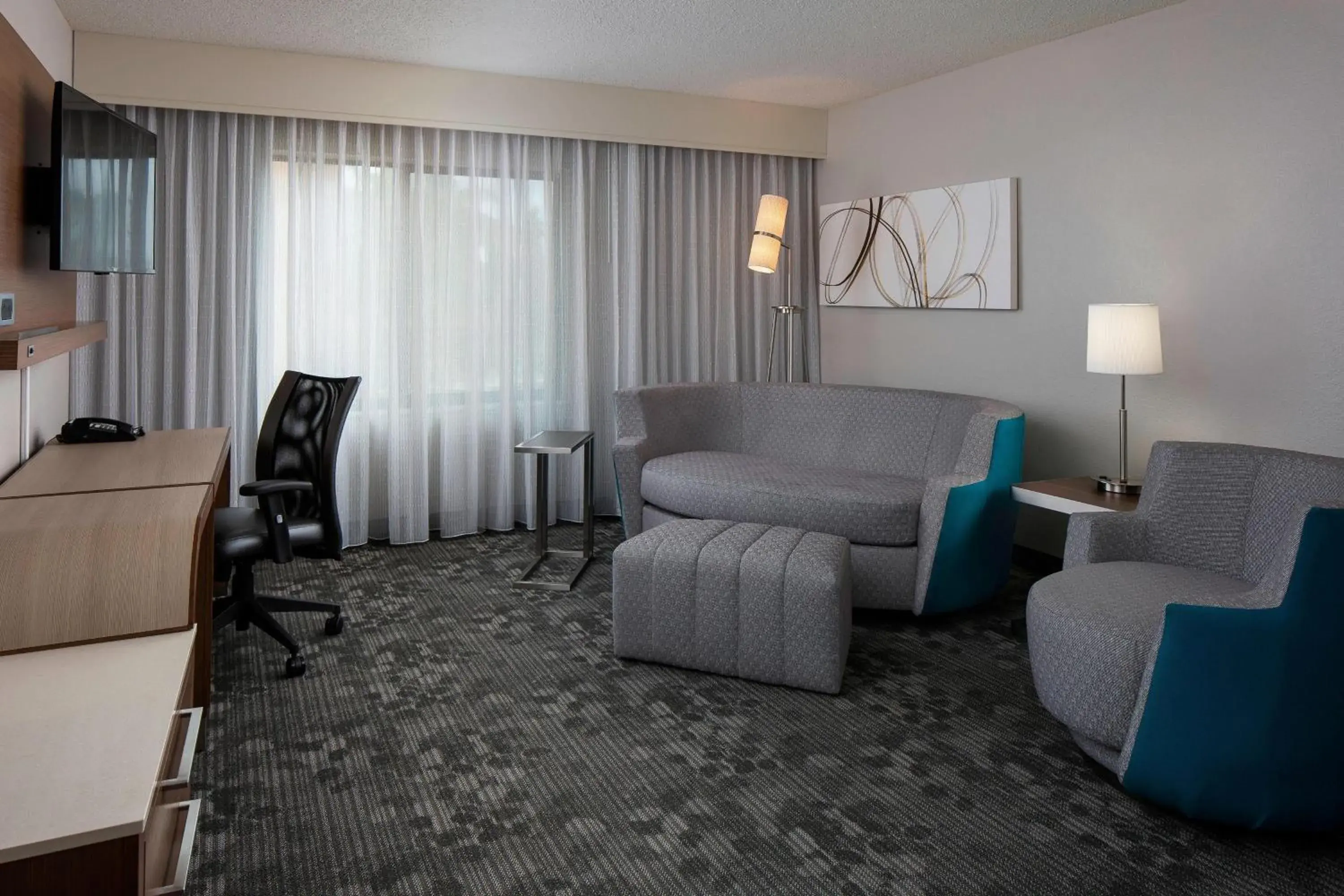 Living room, Seating Area in Courtyard by Marriott Daytona Beach Speedway/Airport