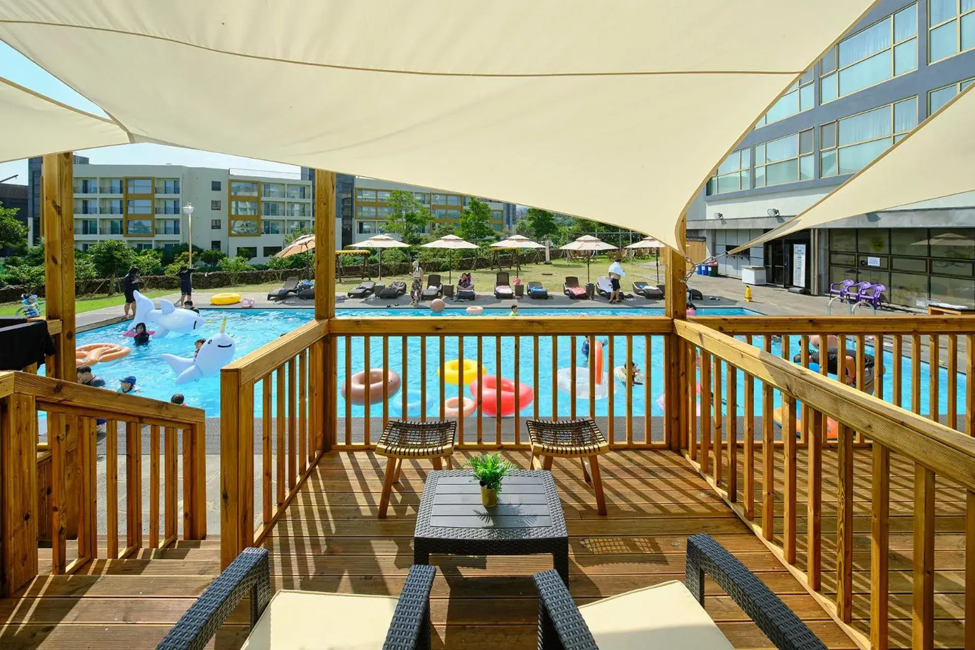 Property building, Pool View in JEJU Shangrila Hotel&Resort