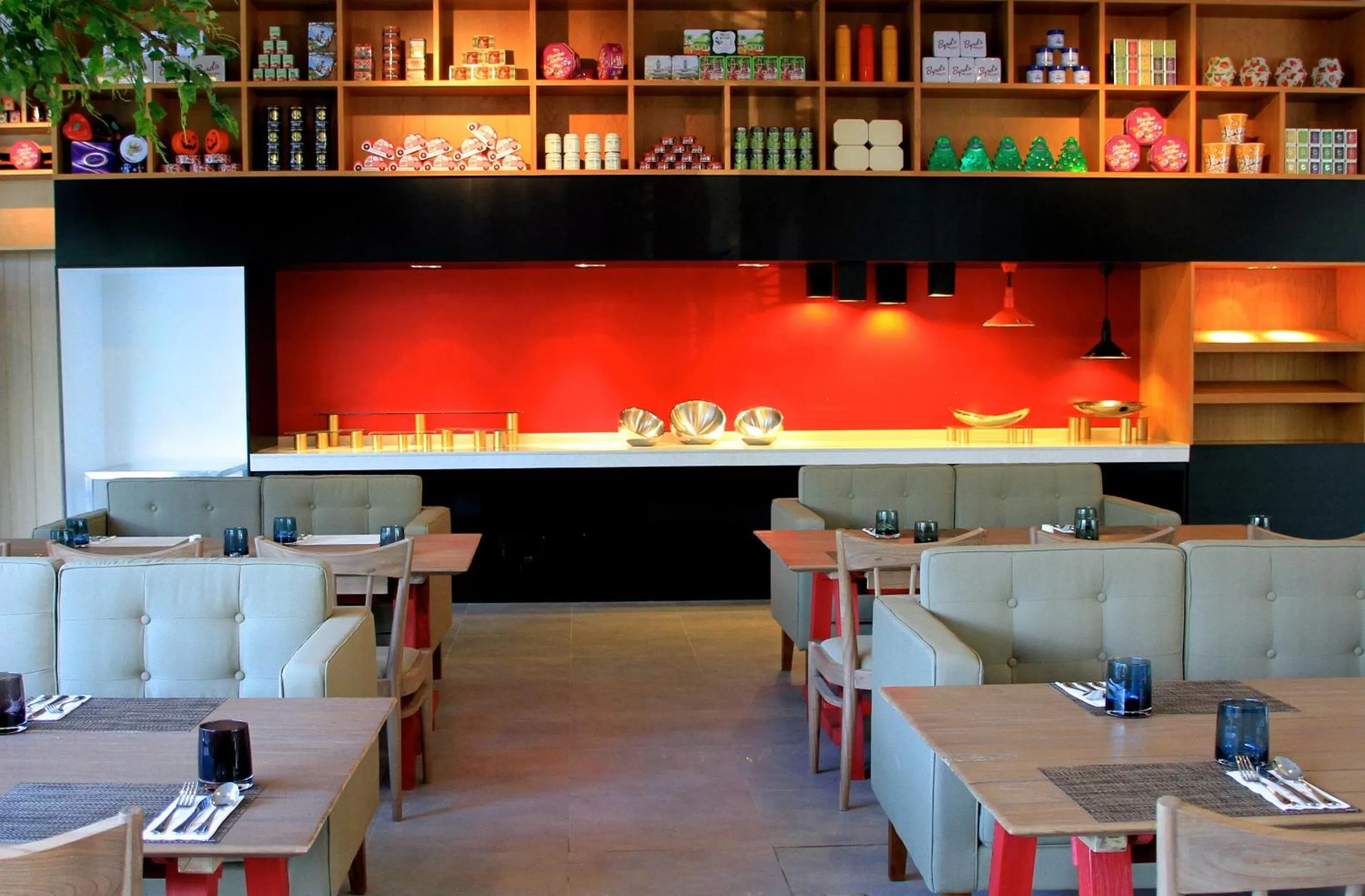 Restaurant/places to eat in d'primahotel Tangerang