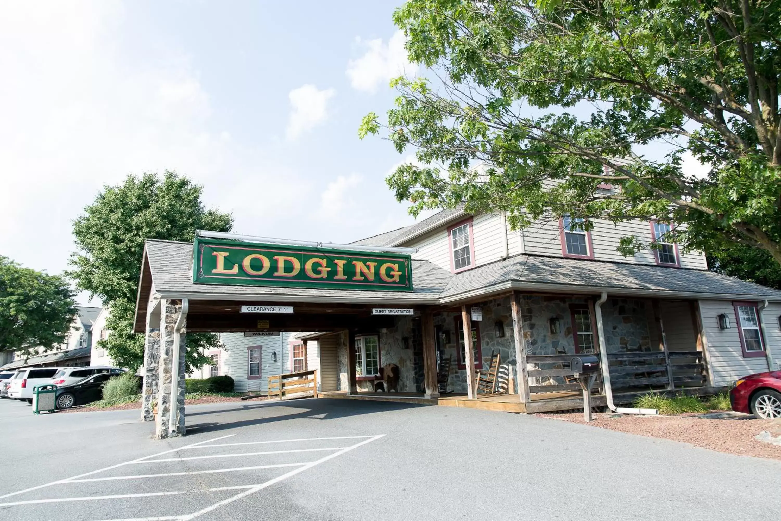 Facade/entrance, Property Building in The Country Inn of Lancaster