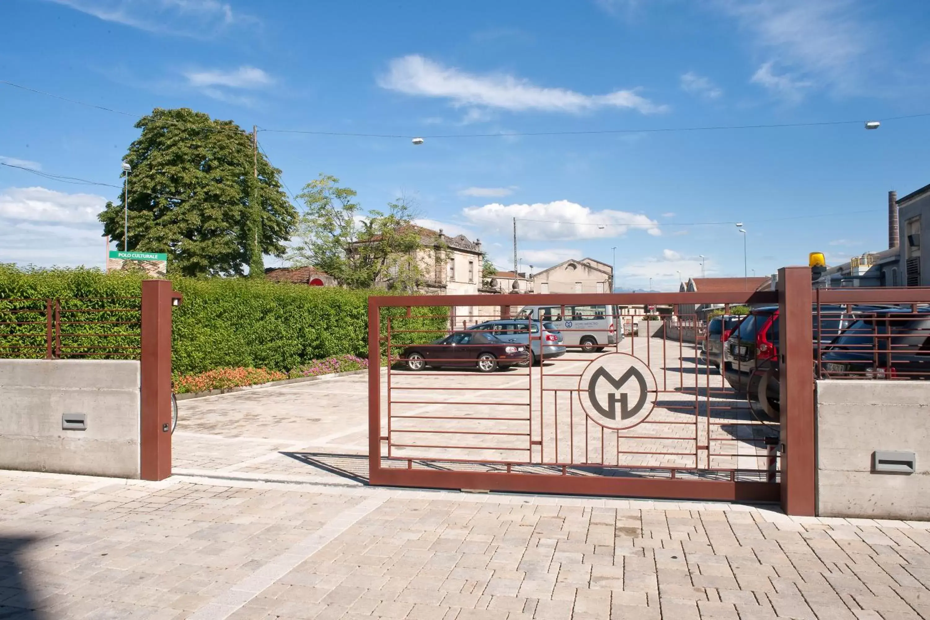 Parking in Hotel San Pietro