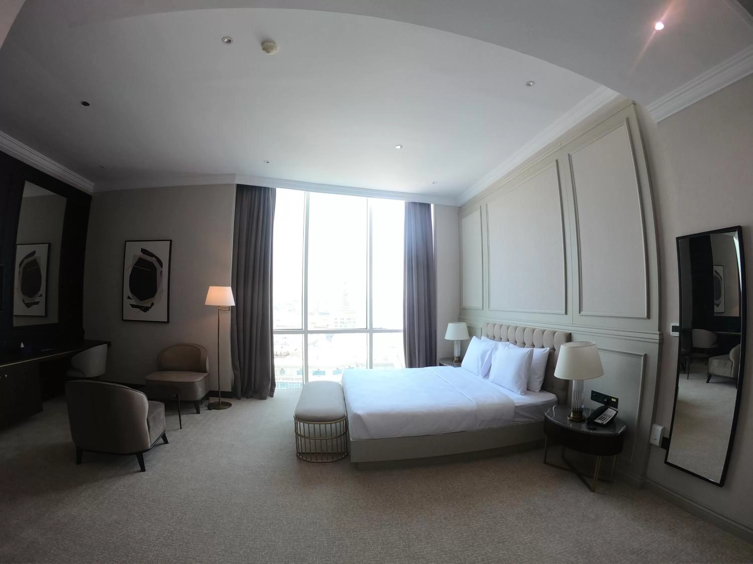 Bedroom, Bed in Horizon Manor Hotel