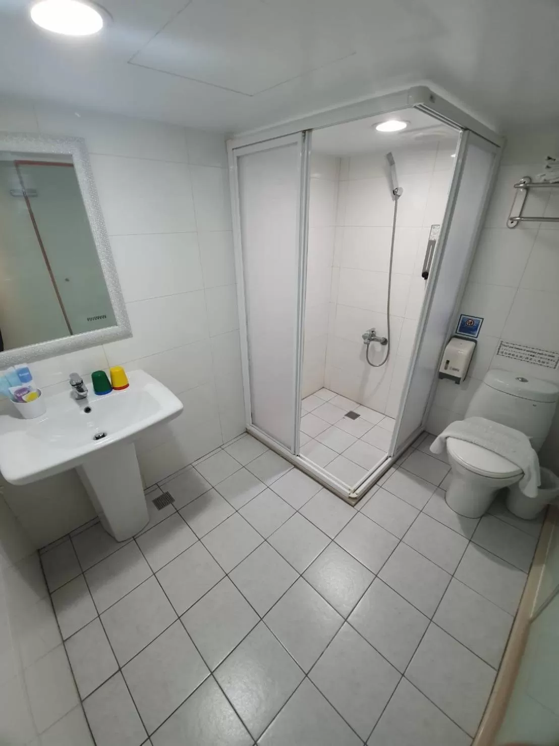 Bathroom in Funny Ximen Hotel