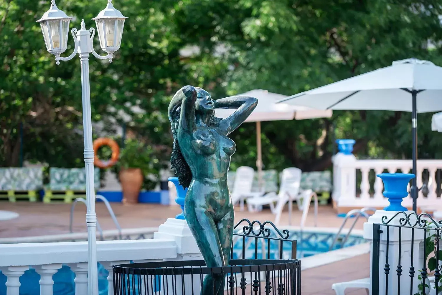 Swimming Pool in Hotel Zeus