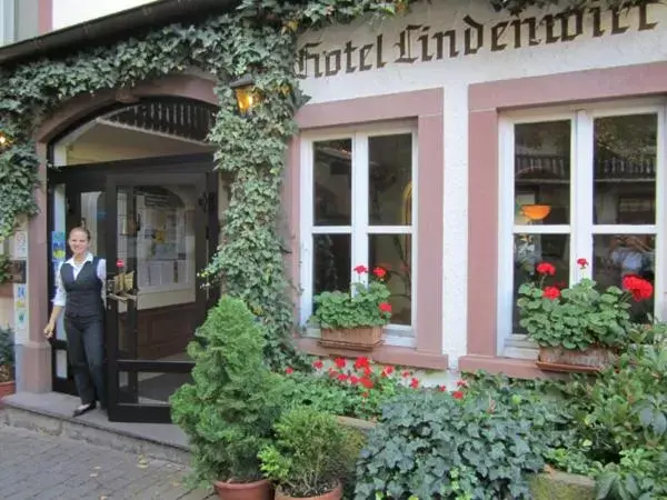 Staff in Hotel Lindenwirt