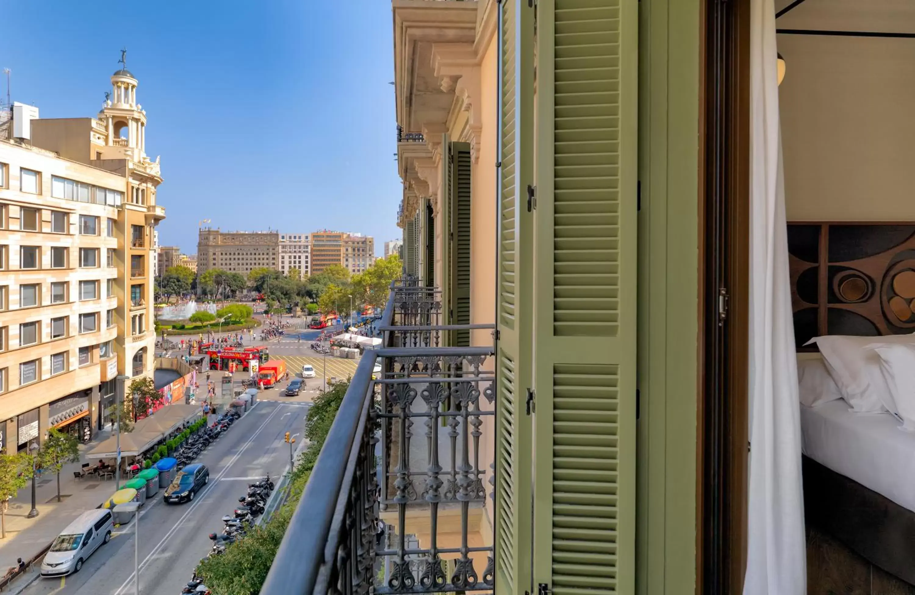 Balcony/Terrace in H10 Metropolitan 4* Sup