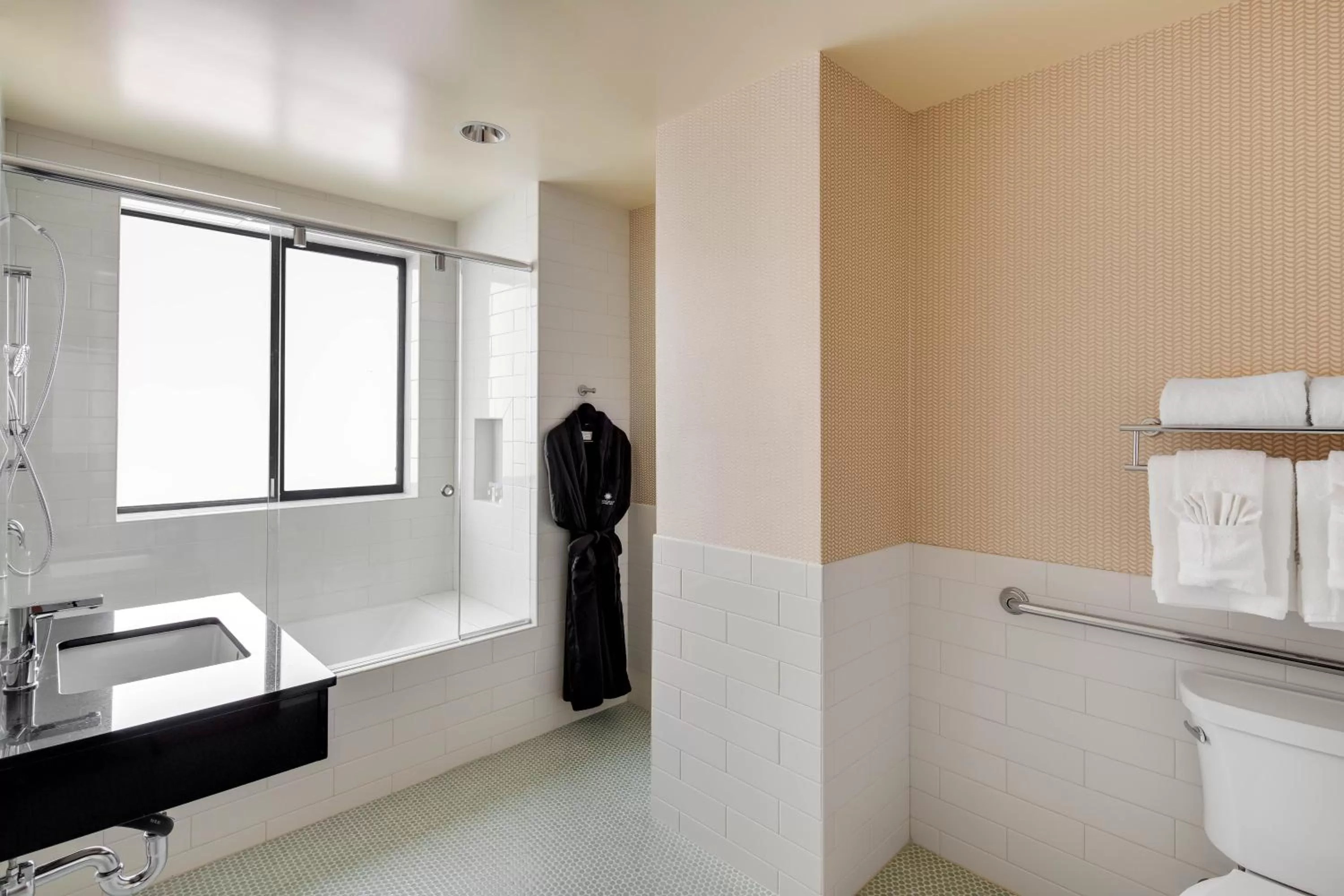 Bathroom in Cormorant Boutique Hotel