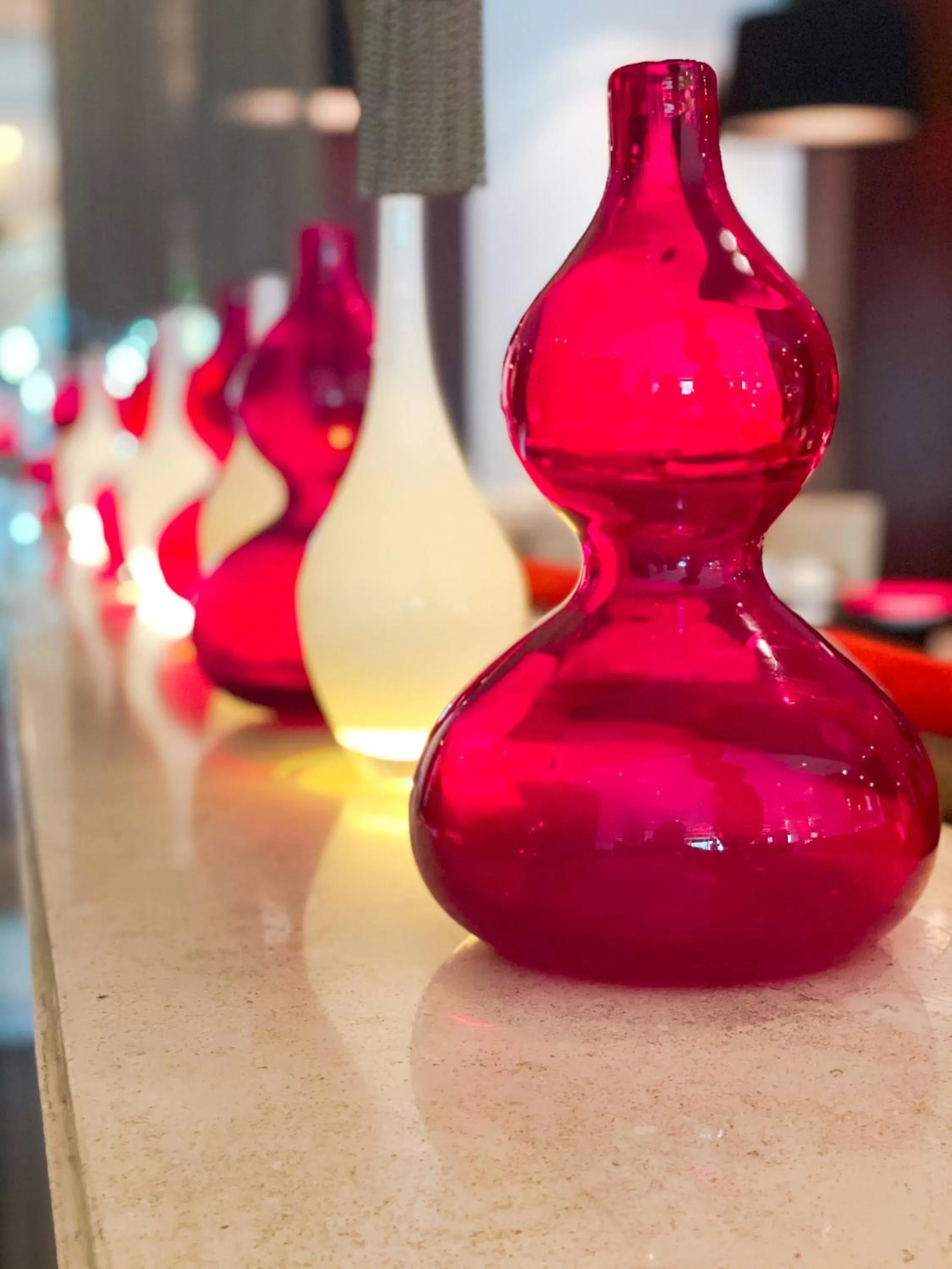 Decorative detail in Mövenpick Grand Al Bustan