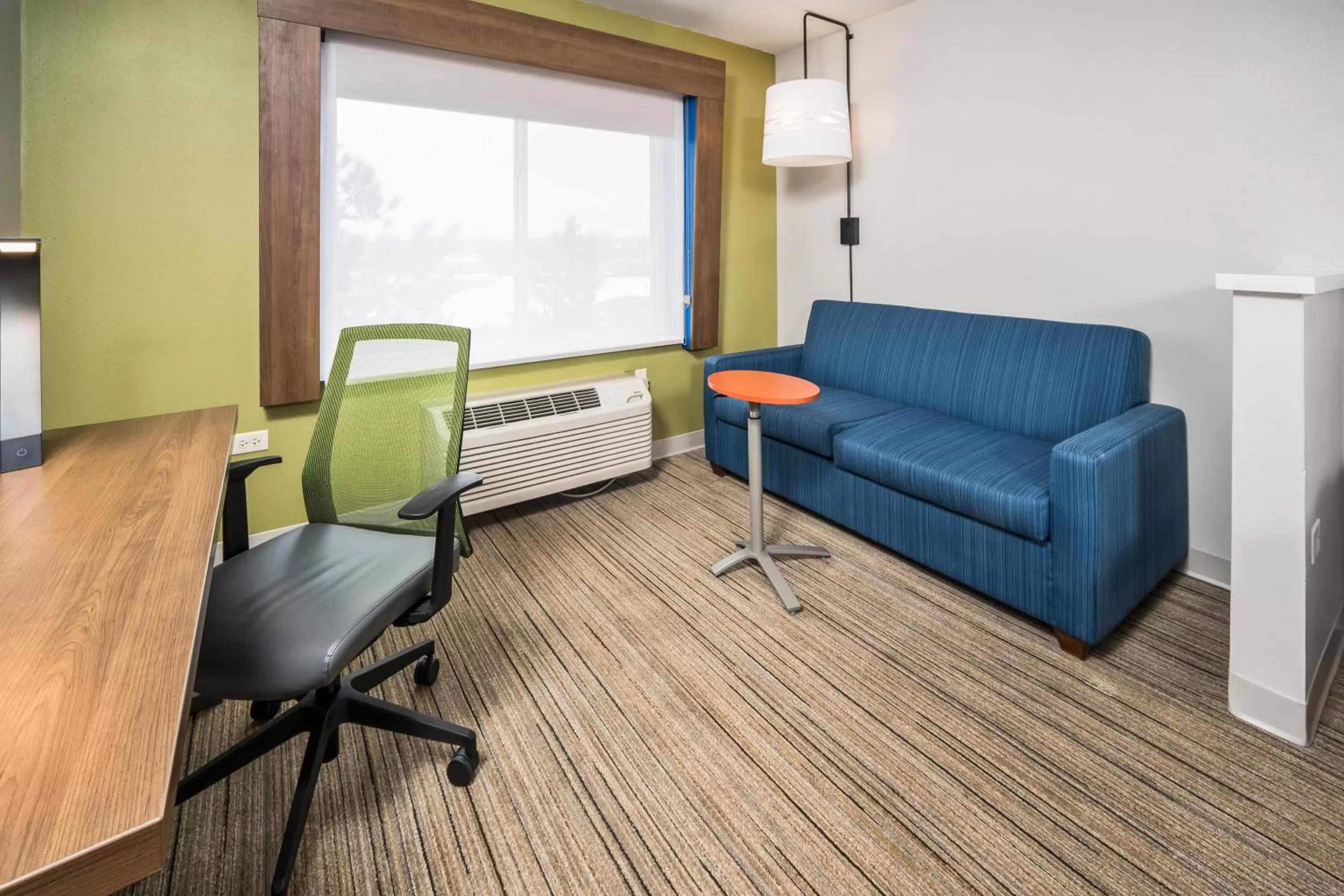 Living room in Holiday Inn Express Chicago Northwest-Vernon Hills by IHG