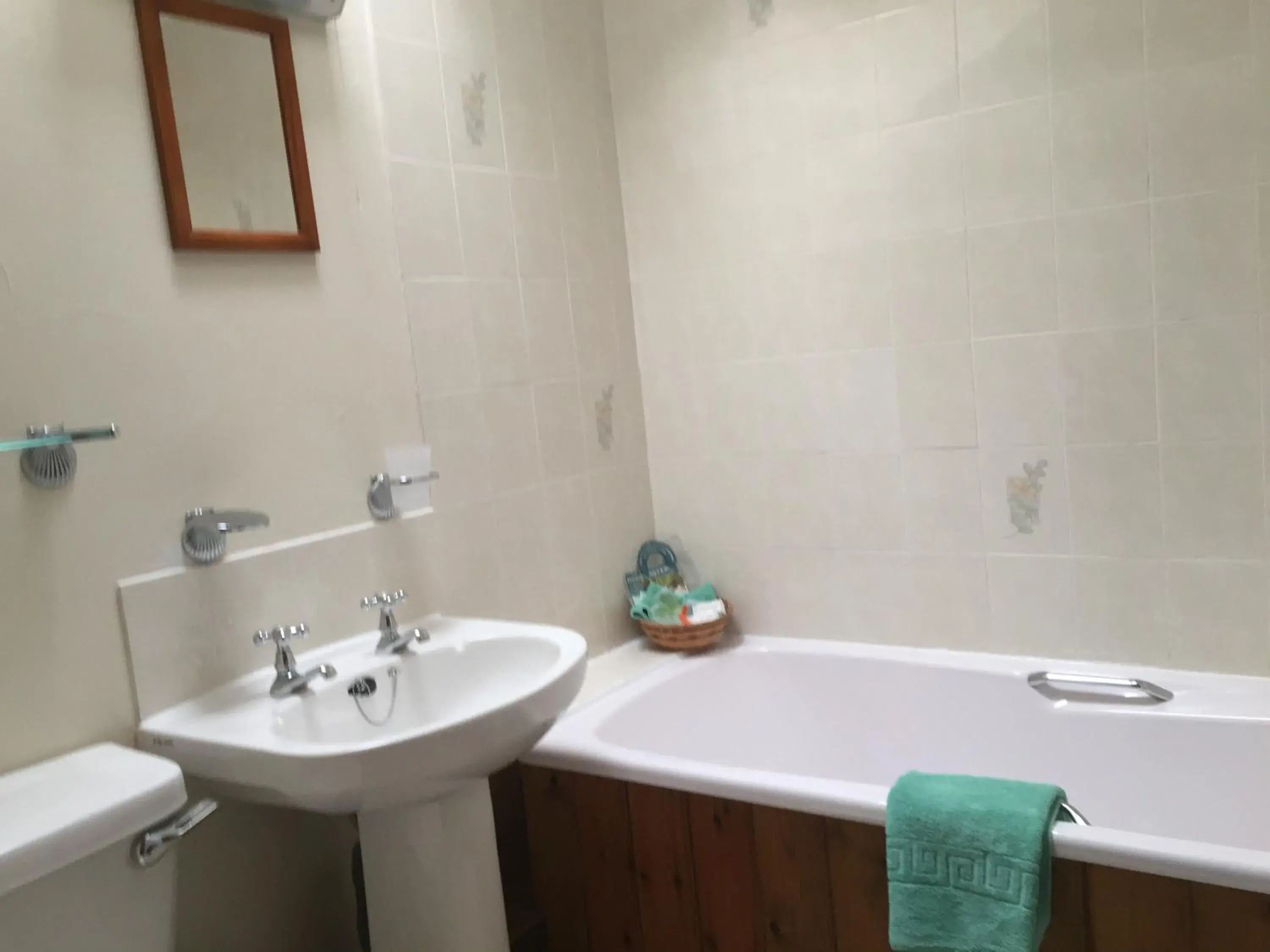 Bathroom in Middle Flass Lodge