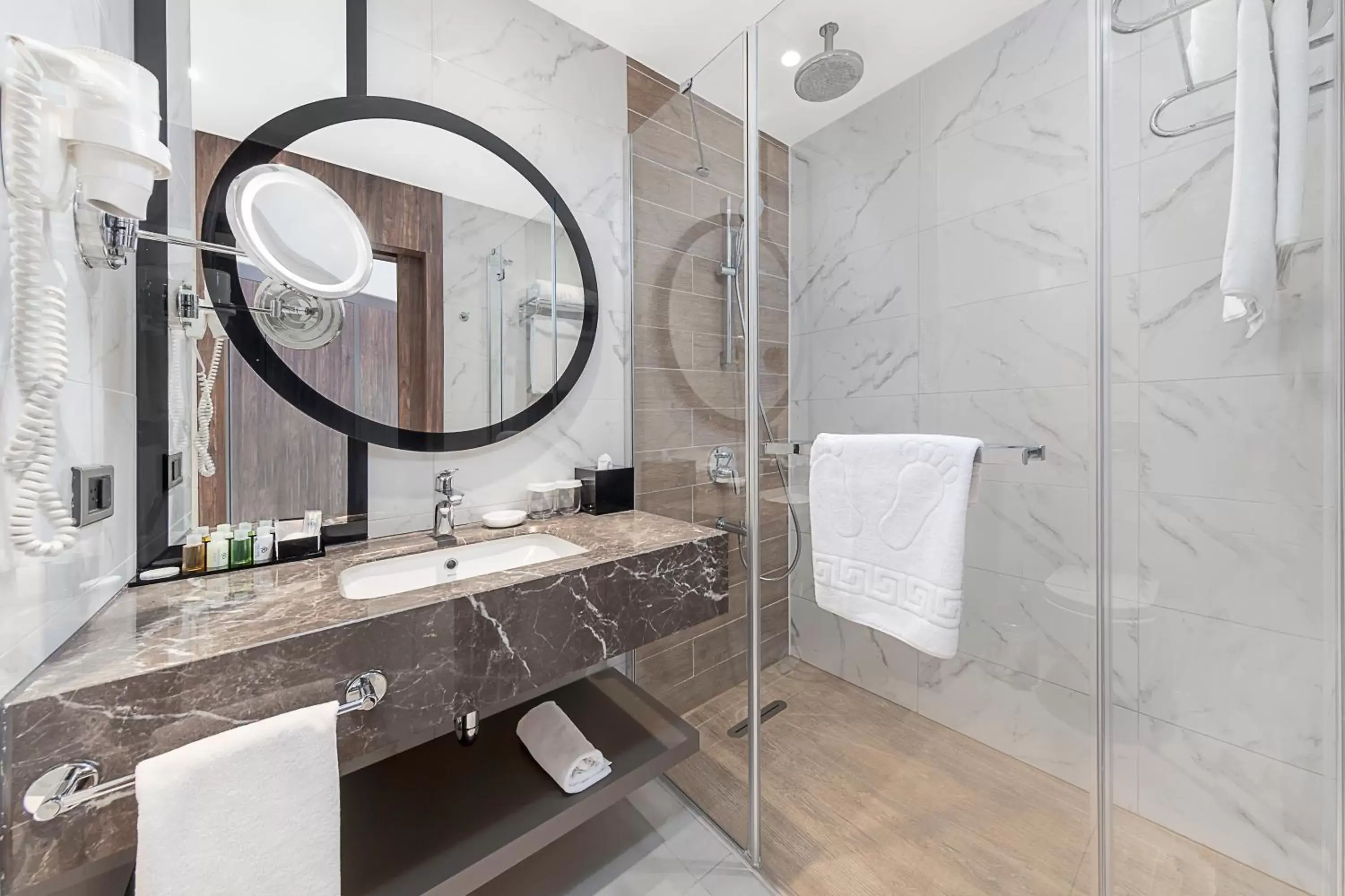 Shower, Bathroom in Dedeman Tokat