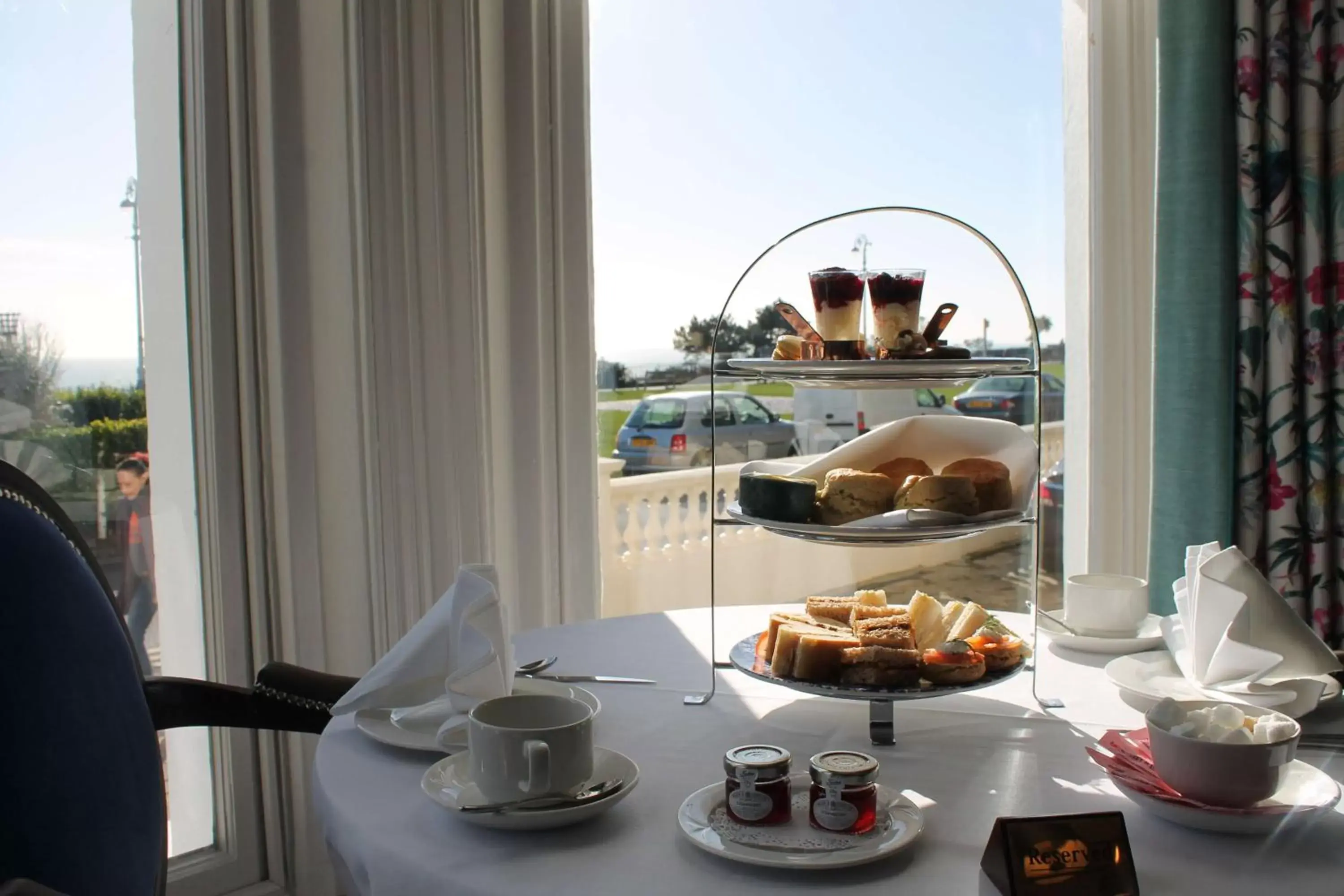 Restaurant/places to eat in Best Western Clifton Hotel- One of the best coastal views in Folkestone