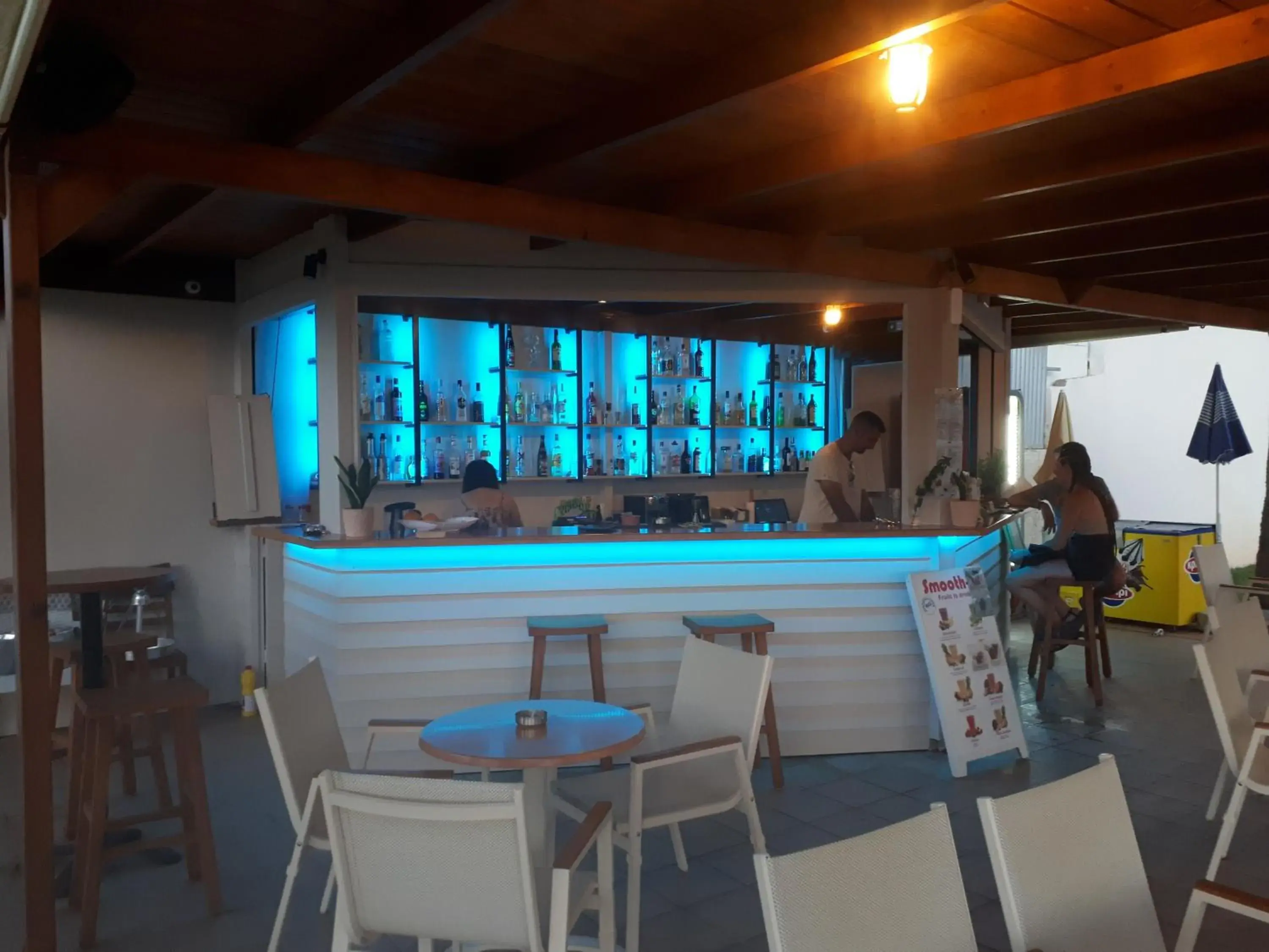 Lounge/Bar in Ilian Beach