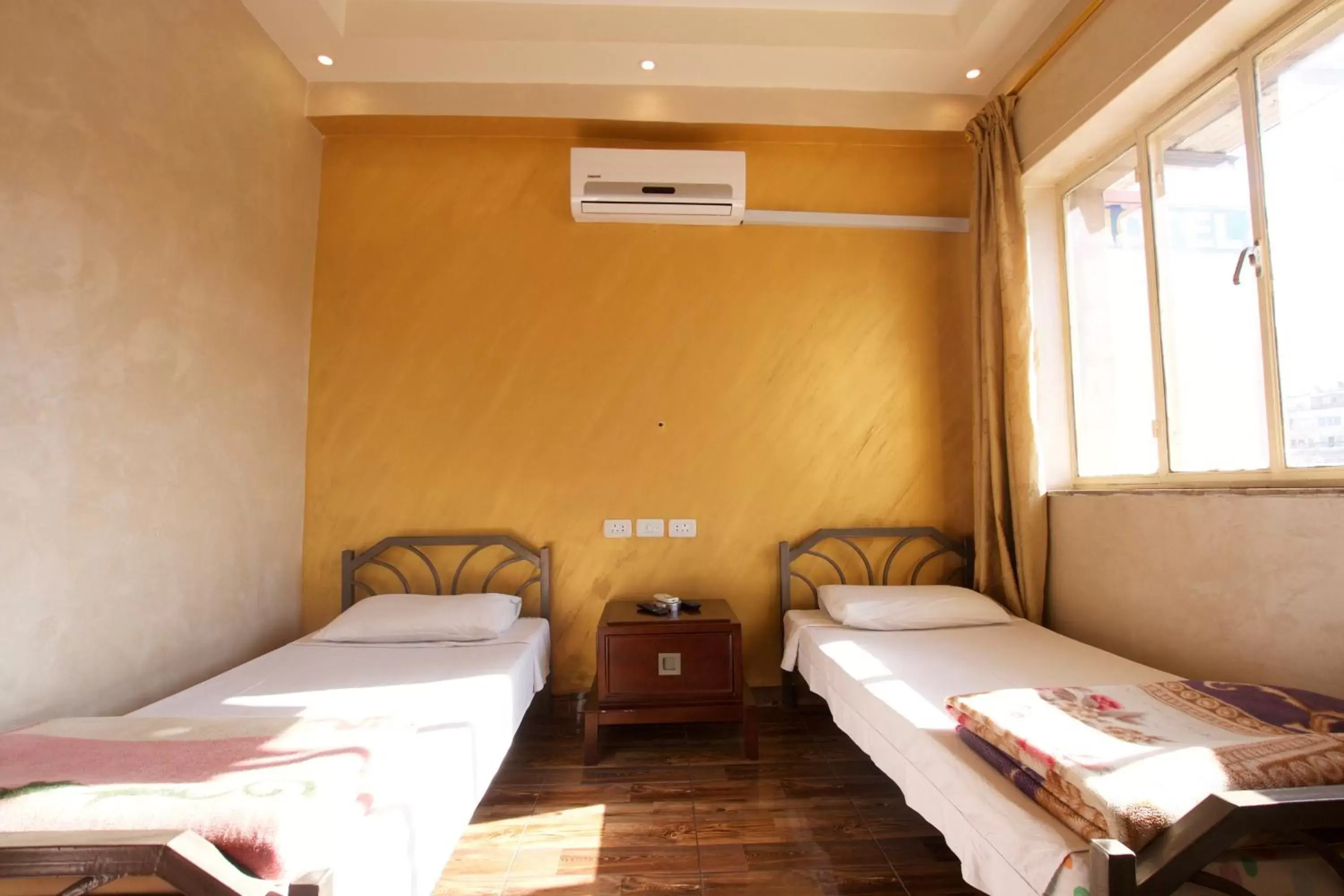 Bed in Sun Rise Hotel & Hostel & Tours