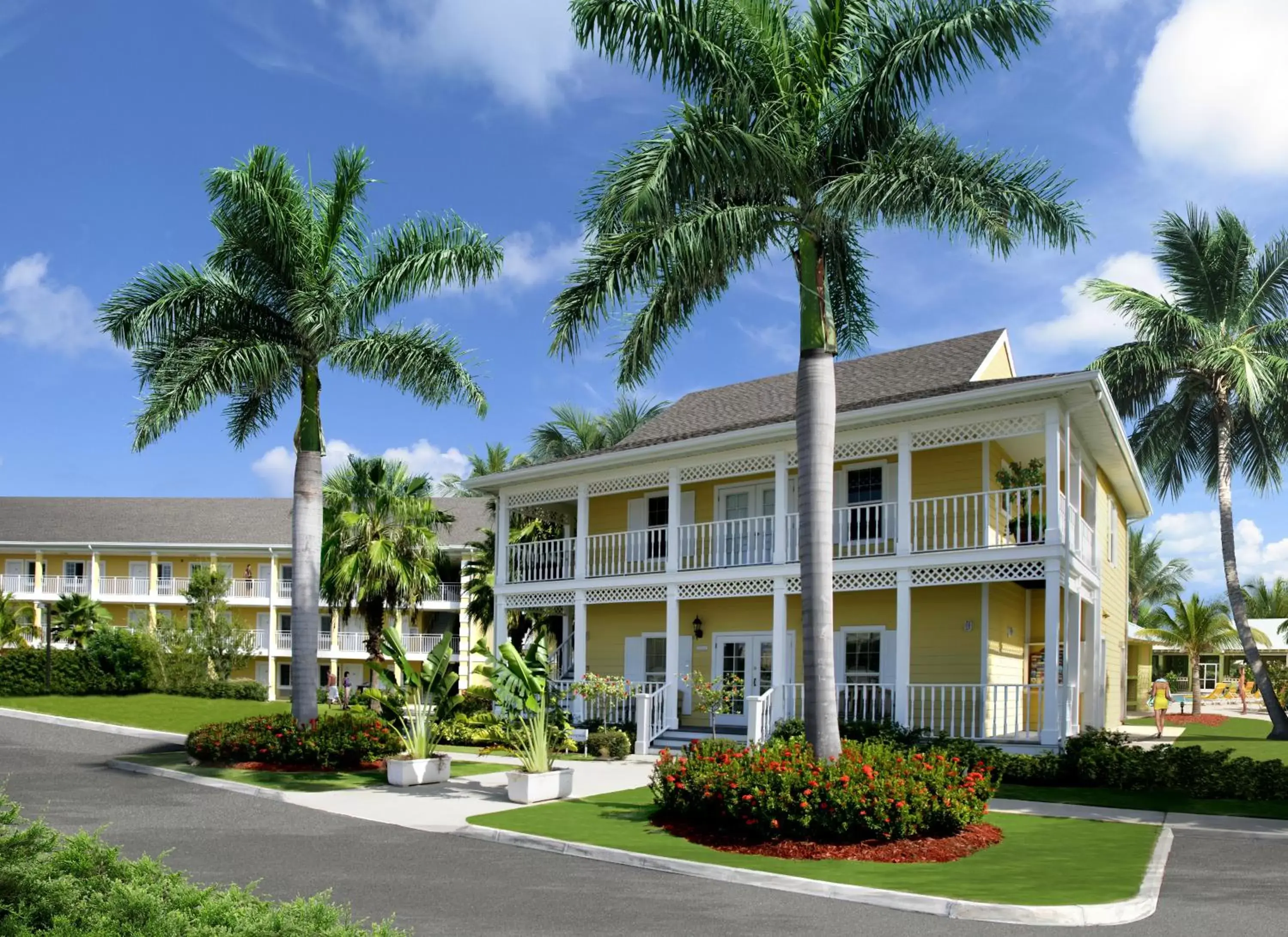 Property Building in Sunshine Suites Resort