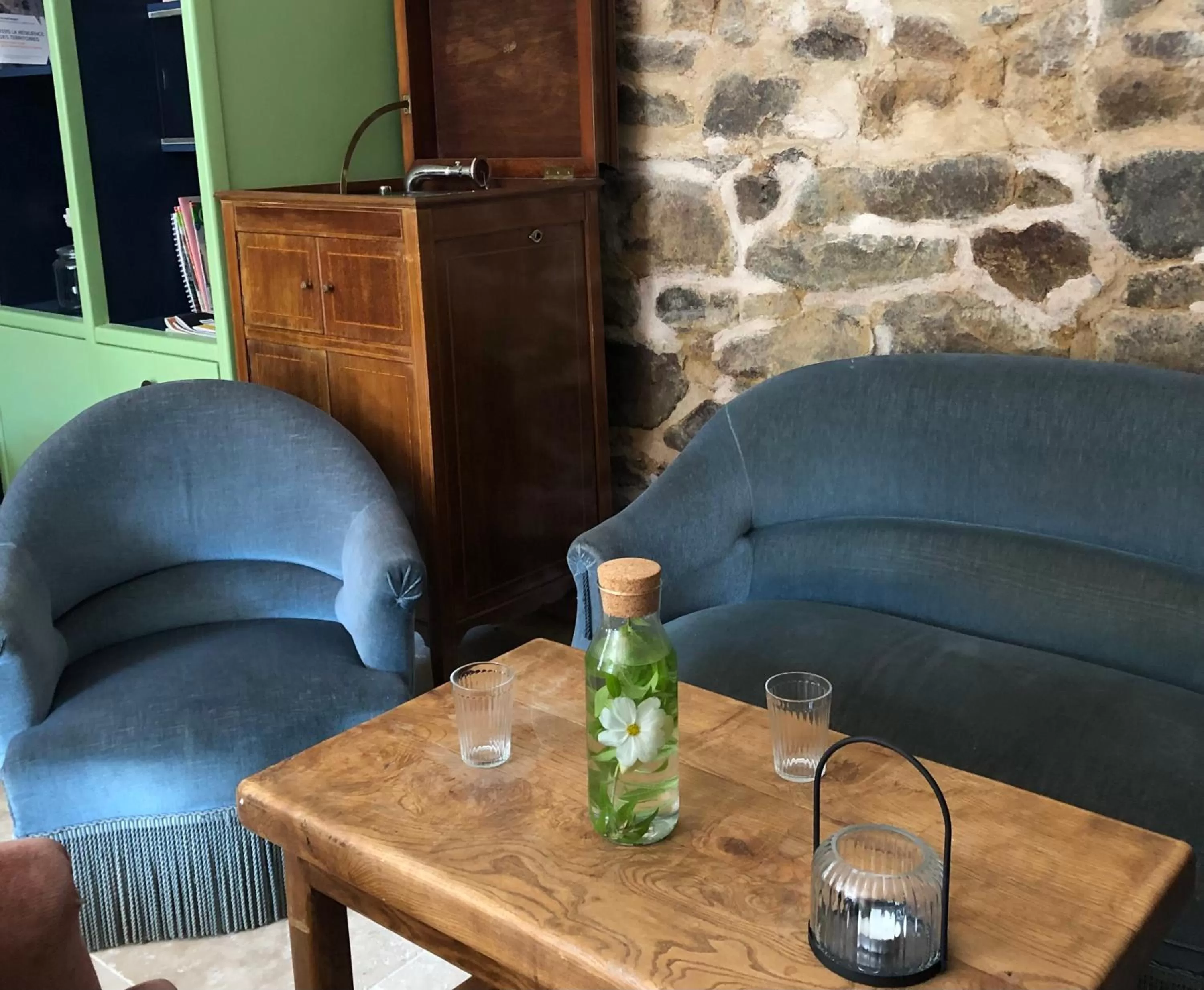 Living room in Fleurs de lin