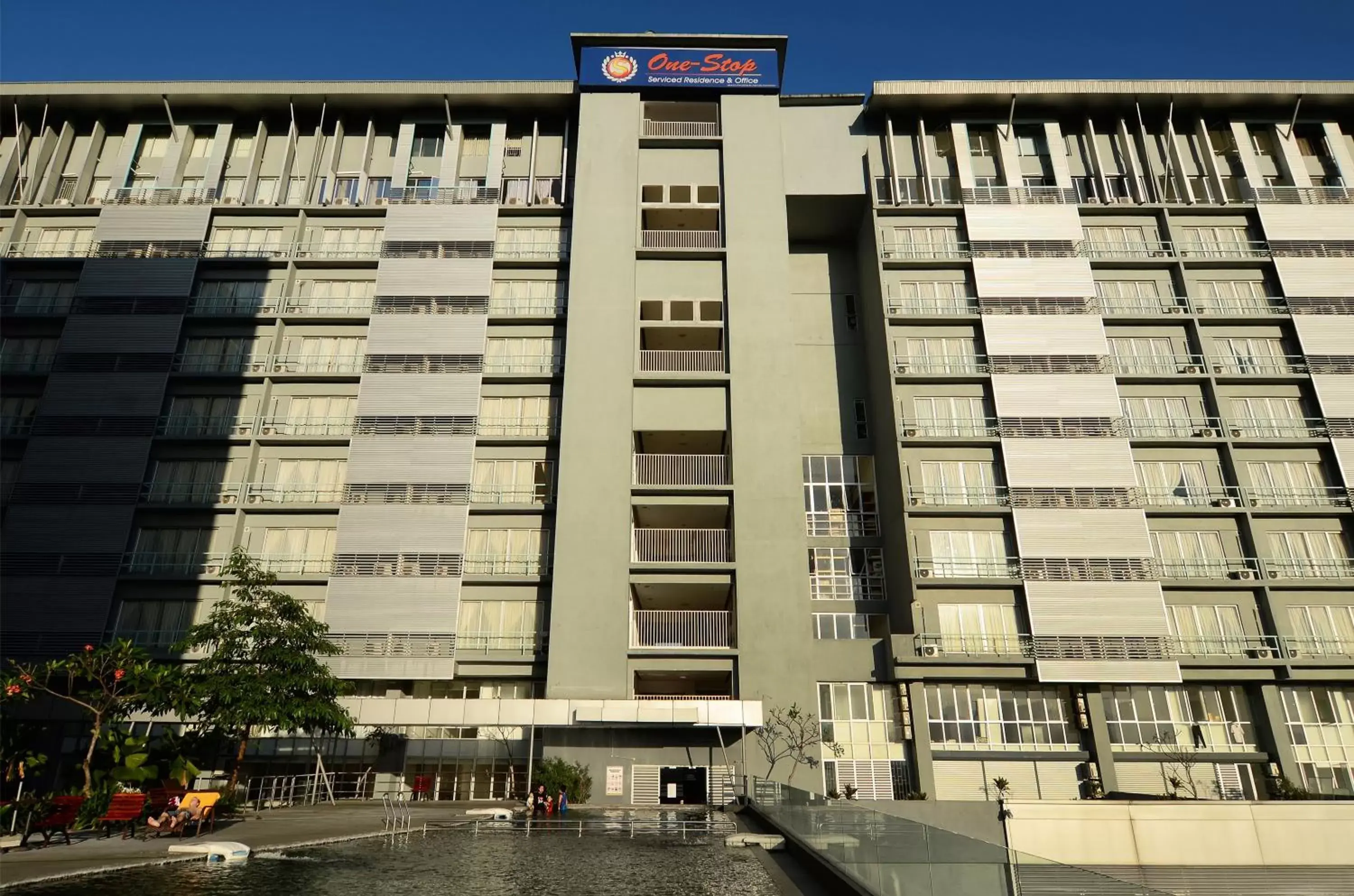 Facade/entrance in One-Stop Residence & Hotel Facade/entrance in One-Stop Residence & Hotel