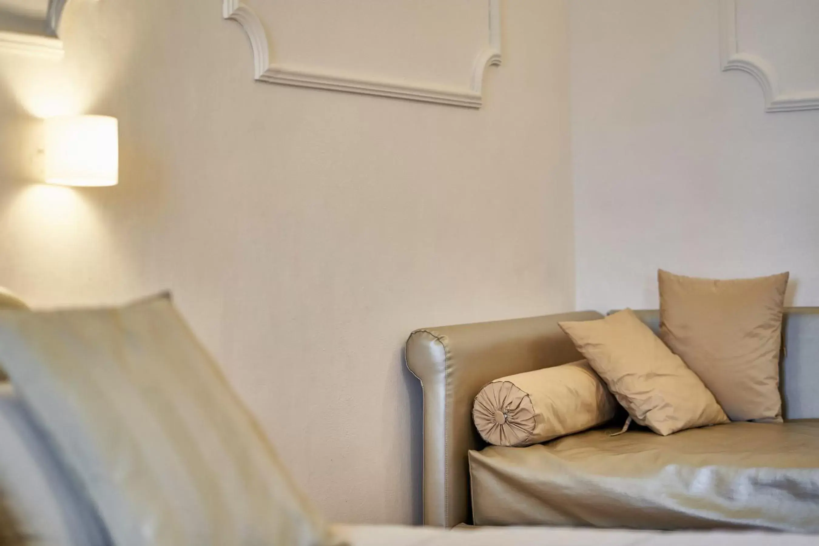 Bedroom, Seating Area in Palazzo del Magnifico B&B