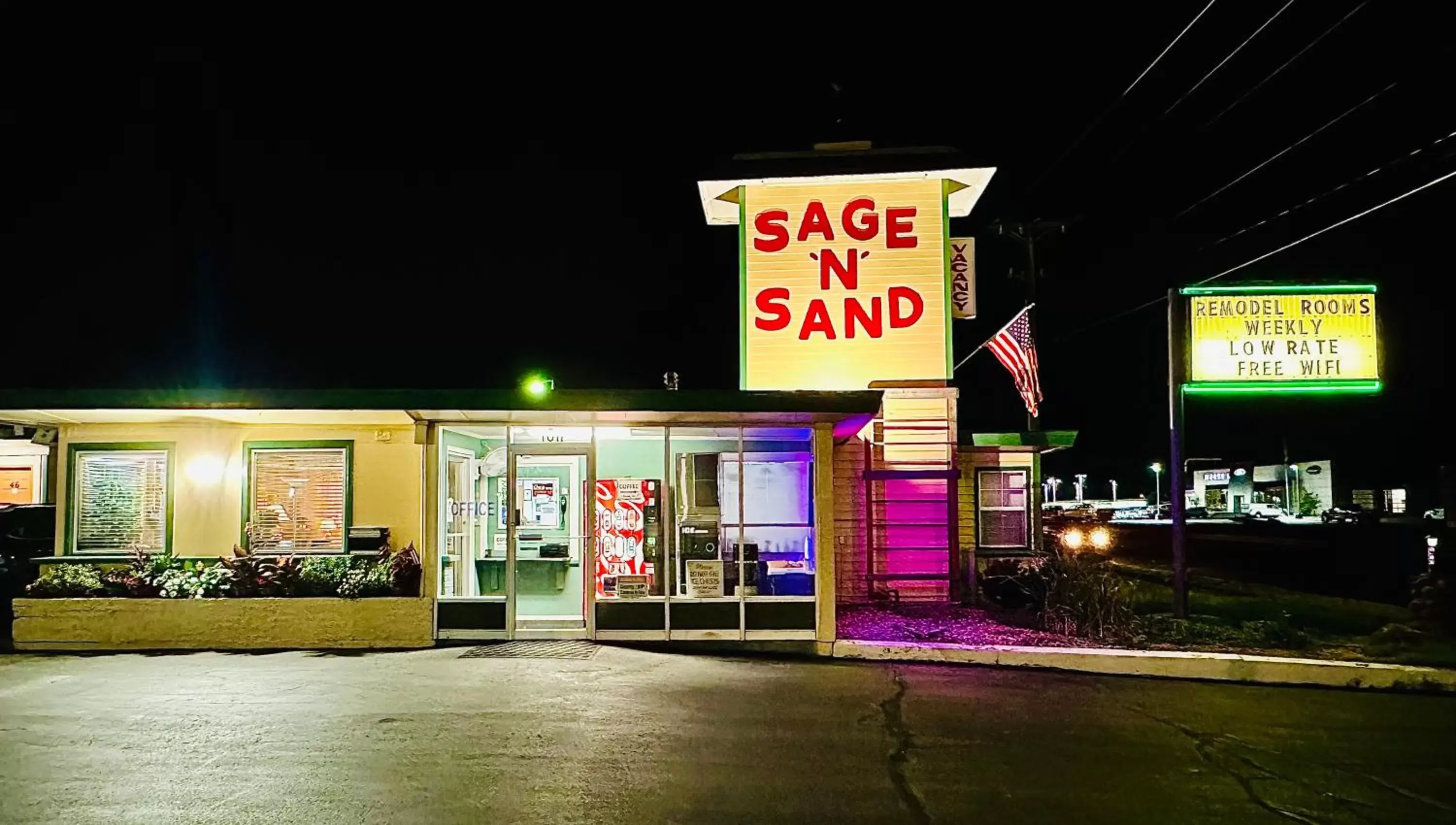 Lobby or reception in Sage N Sand Motel